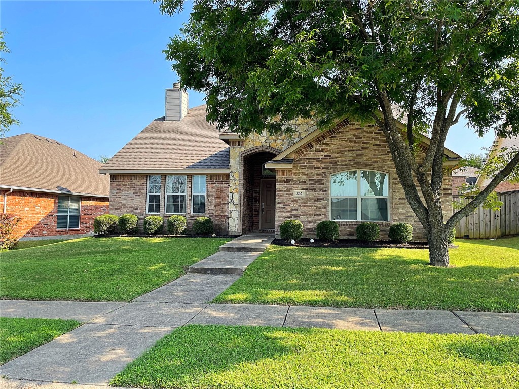 807 Calvert Drive Cedar Hill TX 75104