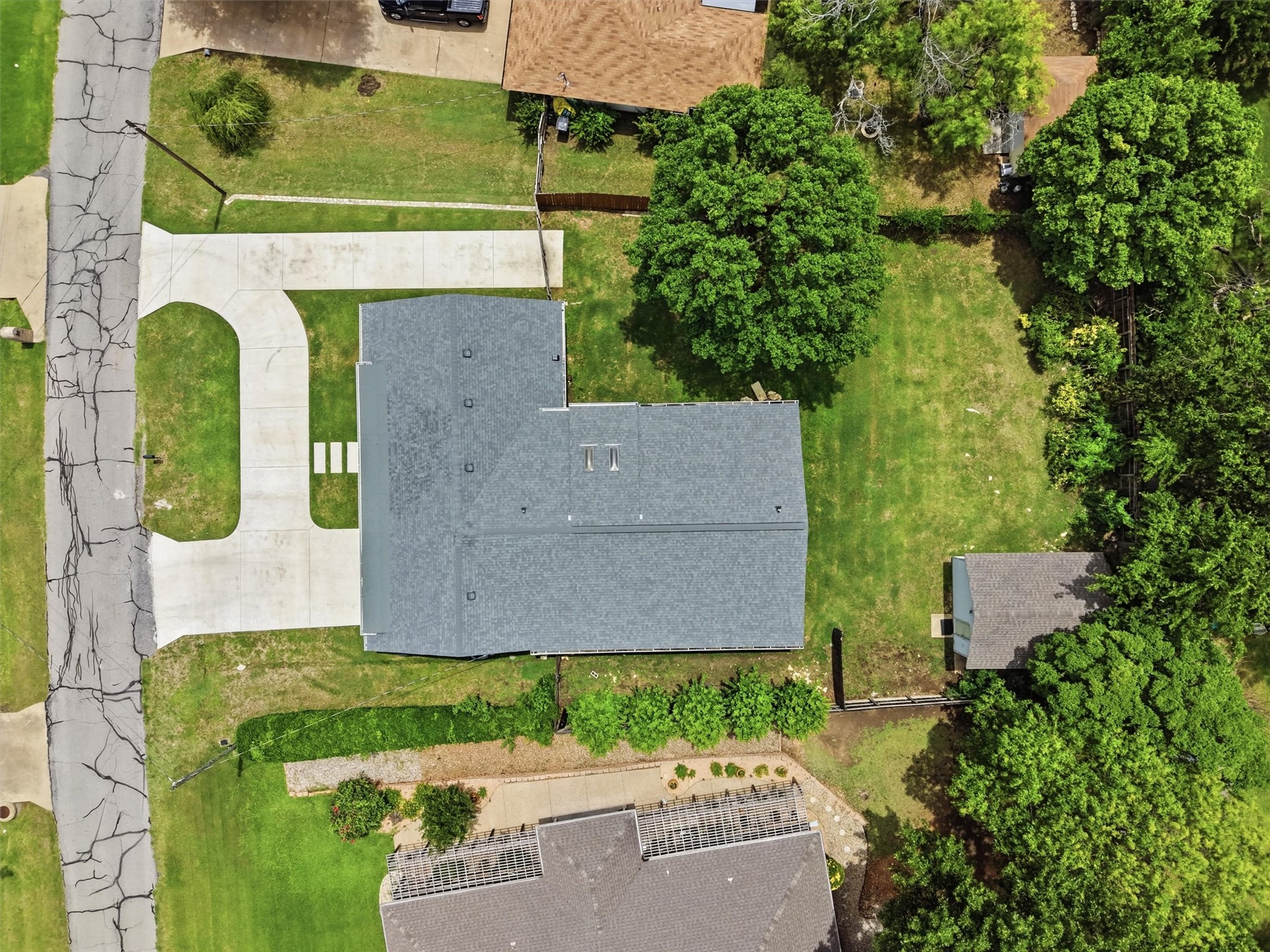 4902 Boquillas Court Granbury TX 76049