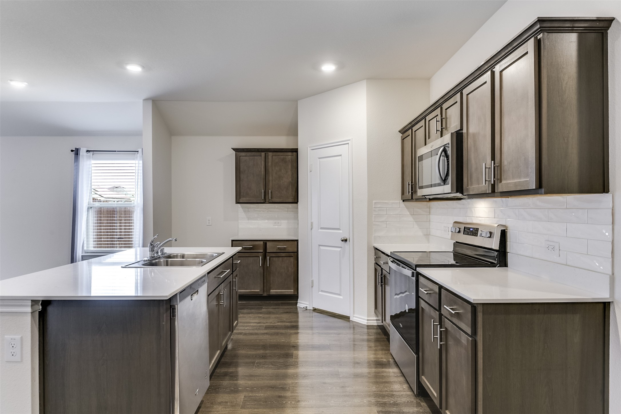 15127 Benjamin Drive Dallas TX 75253