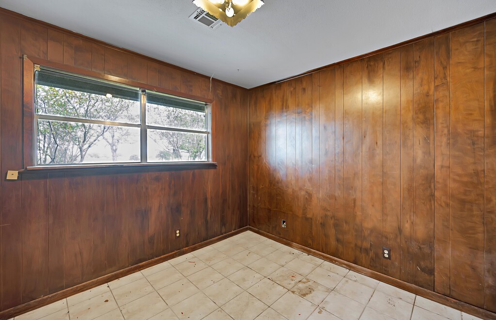 596 Saffle Road Robinson TX 76706