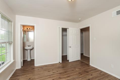 1823 Houghton Road Dallas TX 75217