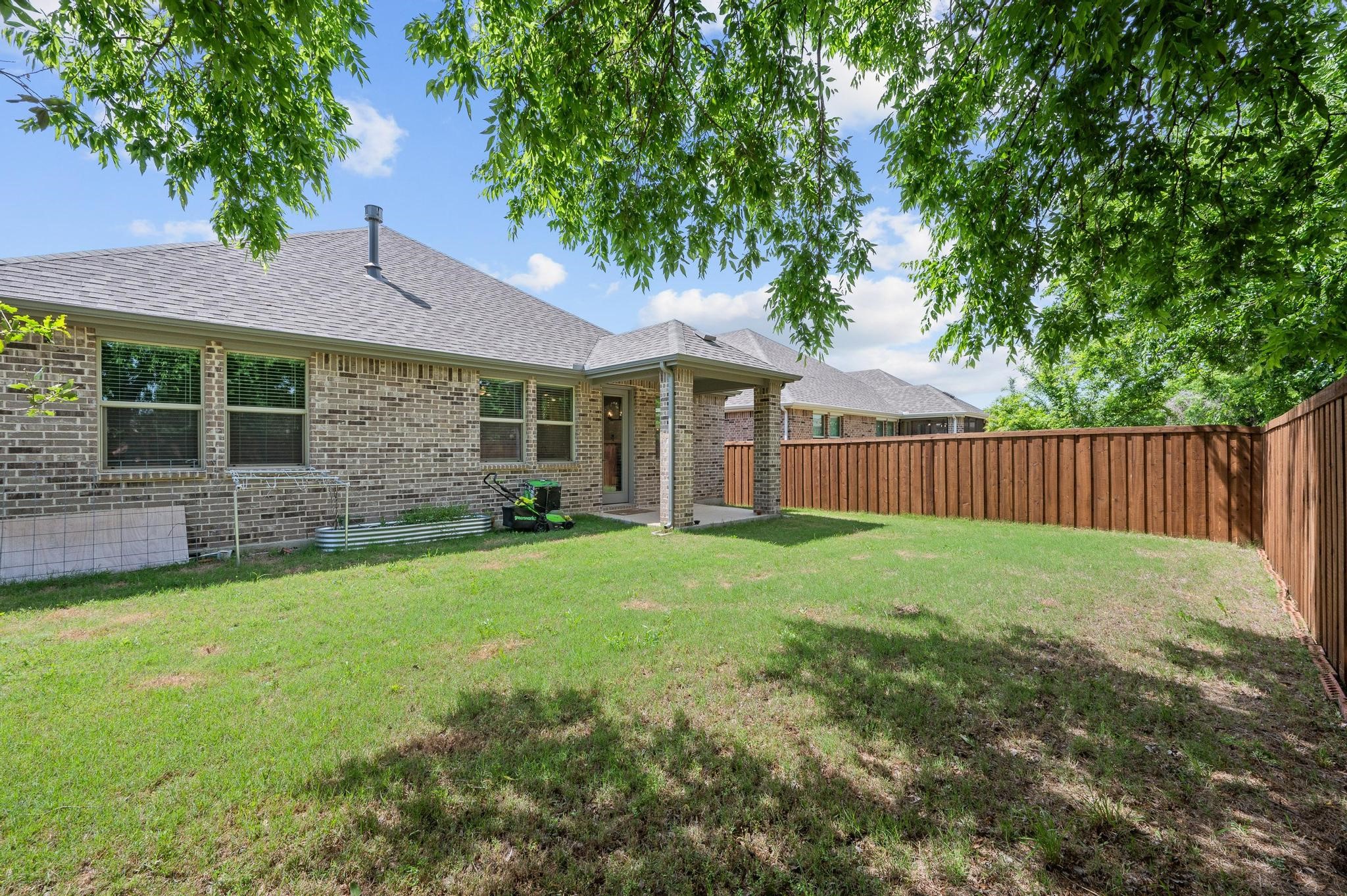 2848 Acadia Drive Corinth TX 76210