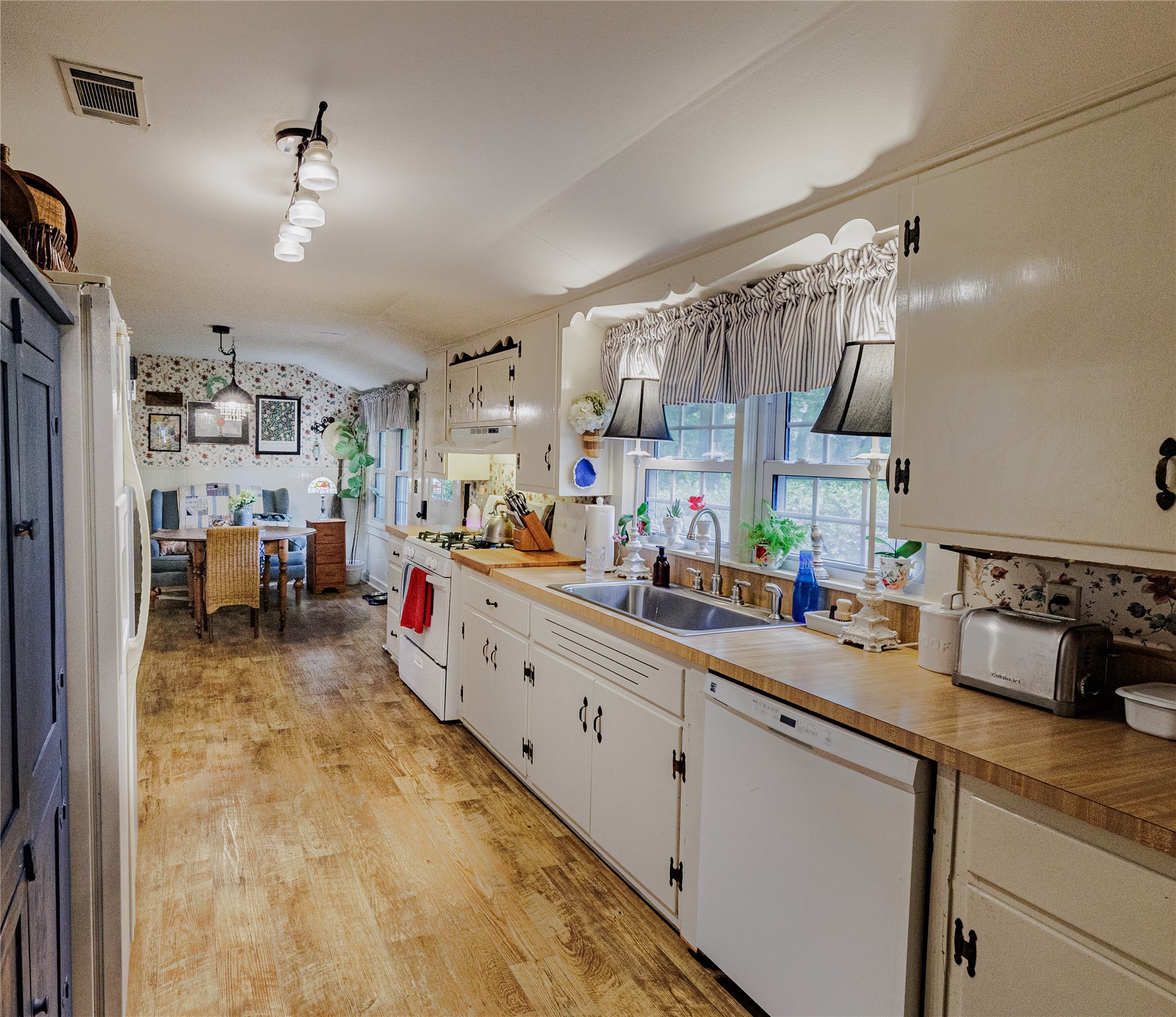 510 W Walnut Street Decatur TX 76234