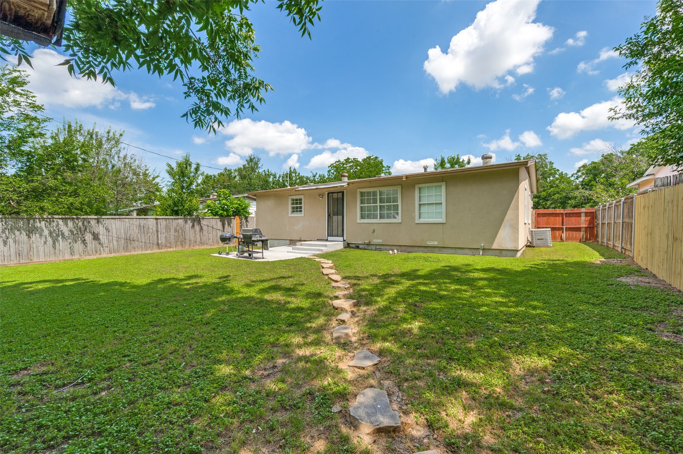 2640 Brandywine Drive Farmers Branch TX 75234