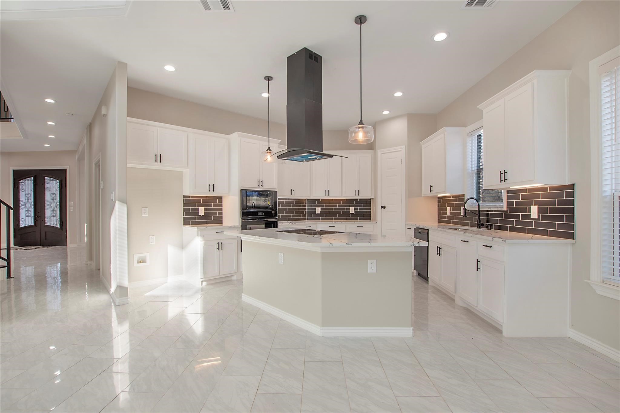 702 Linkcrest Drive Duncanville TX 75137