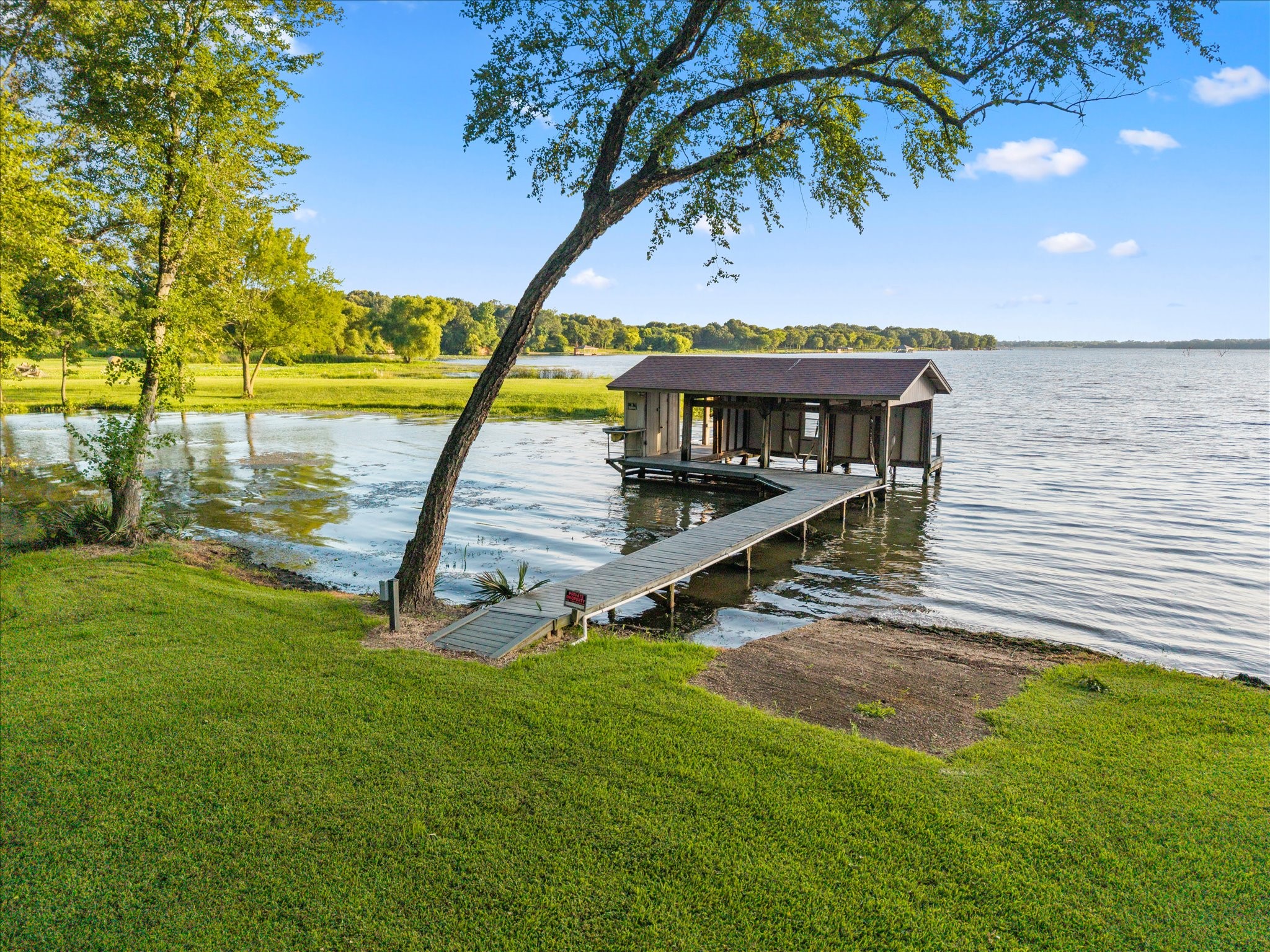 101 County Road 1299 Yantis TX 75497