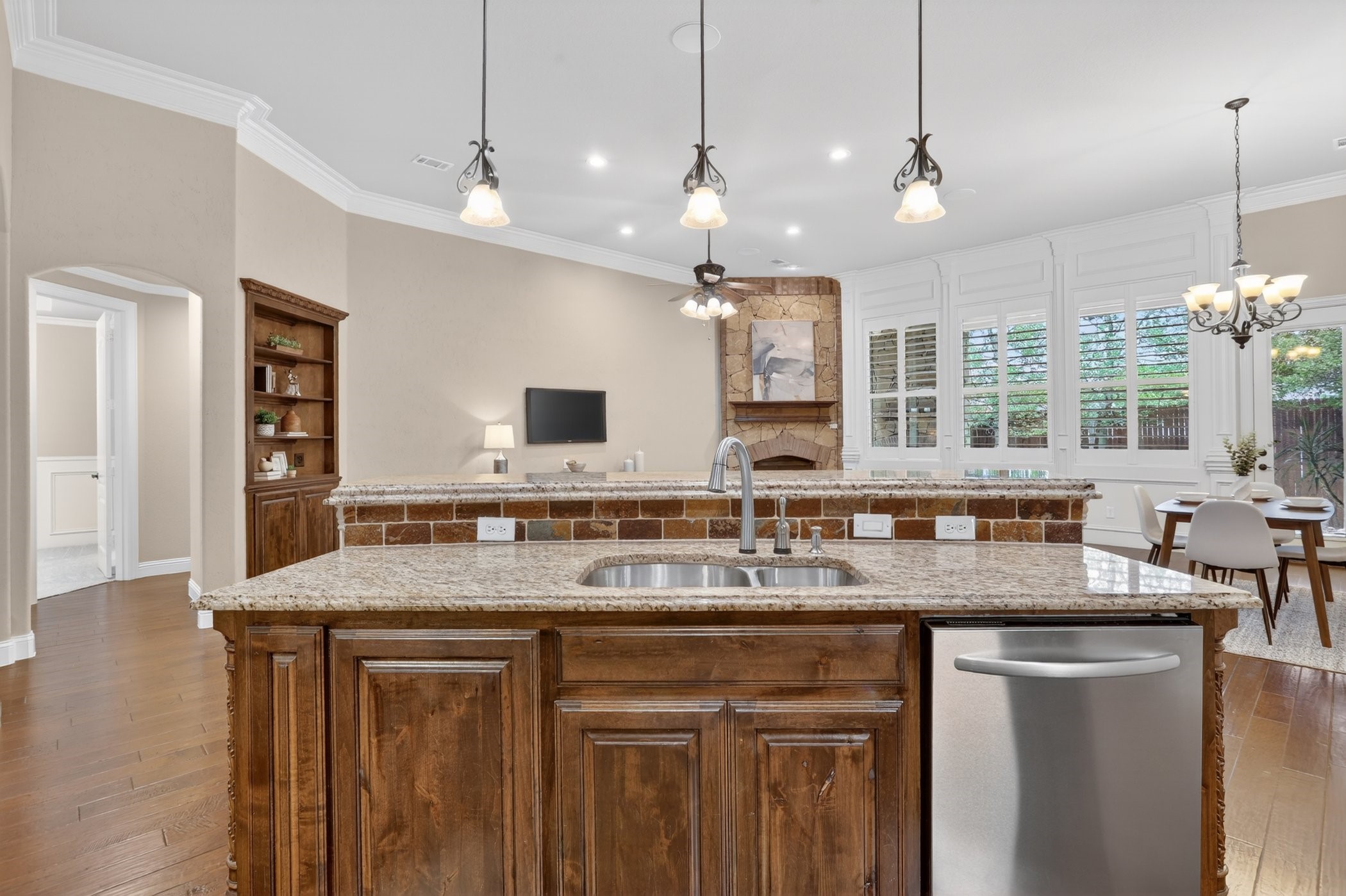 6505 Stone Creek Drive North Richland Hills TX 76182