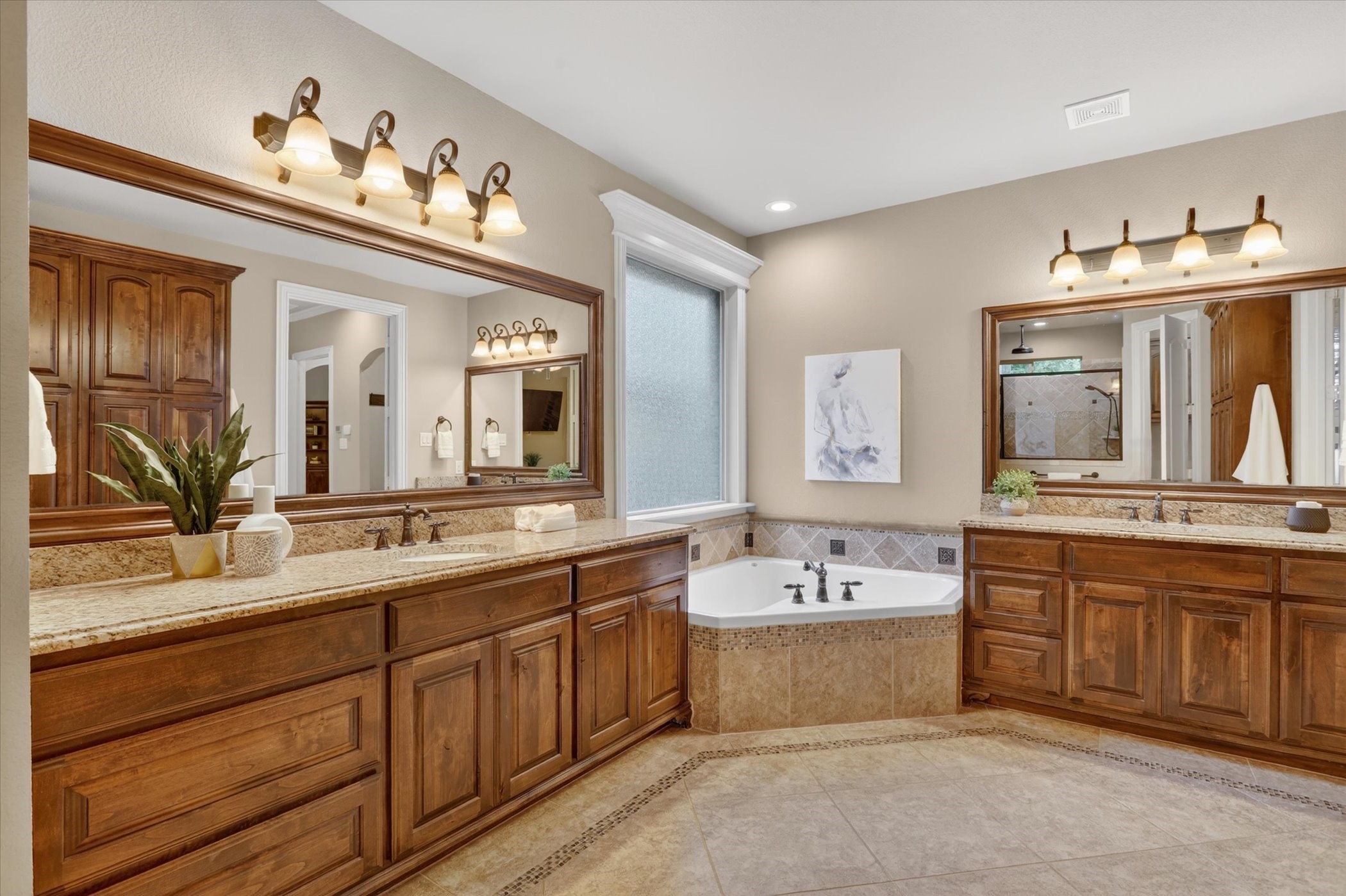 6505 Stone Creek Drive North Richland Hills TX 76182
