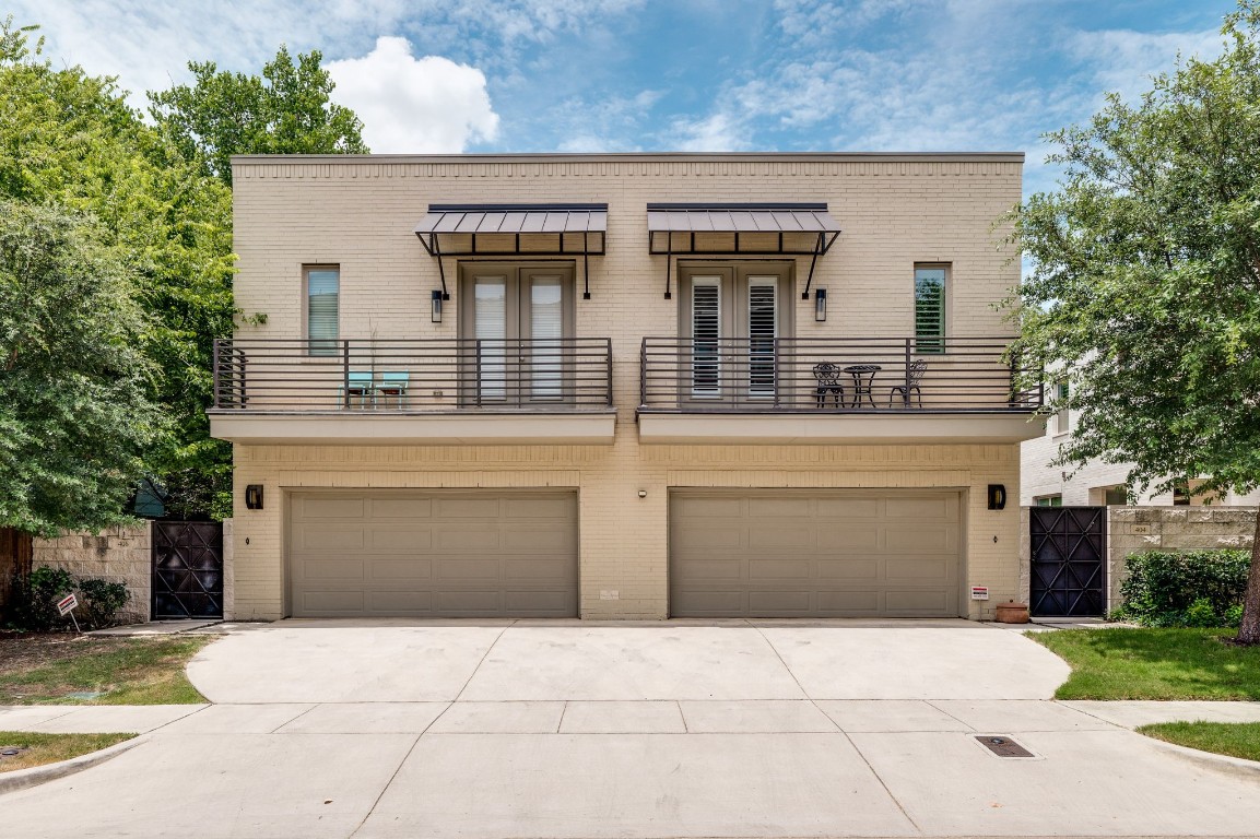 404 Foch Street Fort Worth TX 76107
