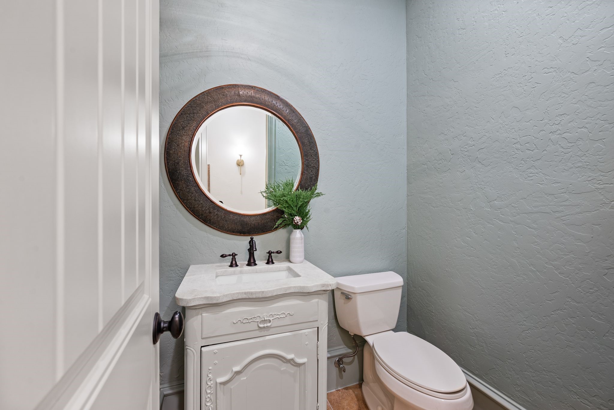 737 Manor Drive Argyle TX 76226