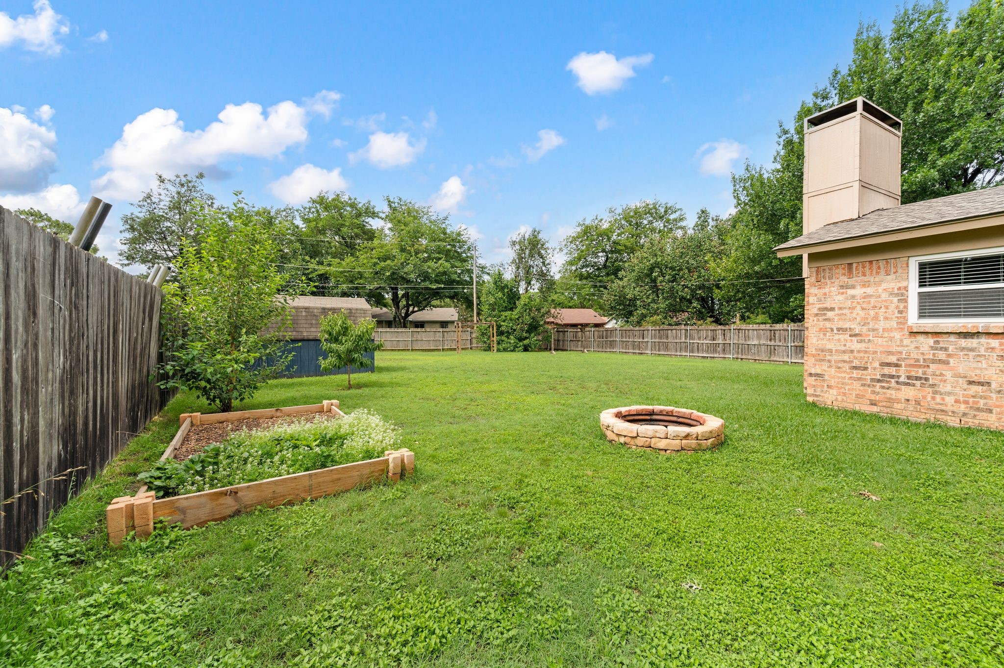 1904 Westover Drive Arlington TX 76015