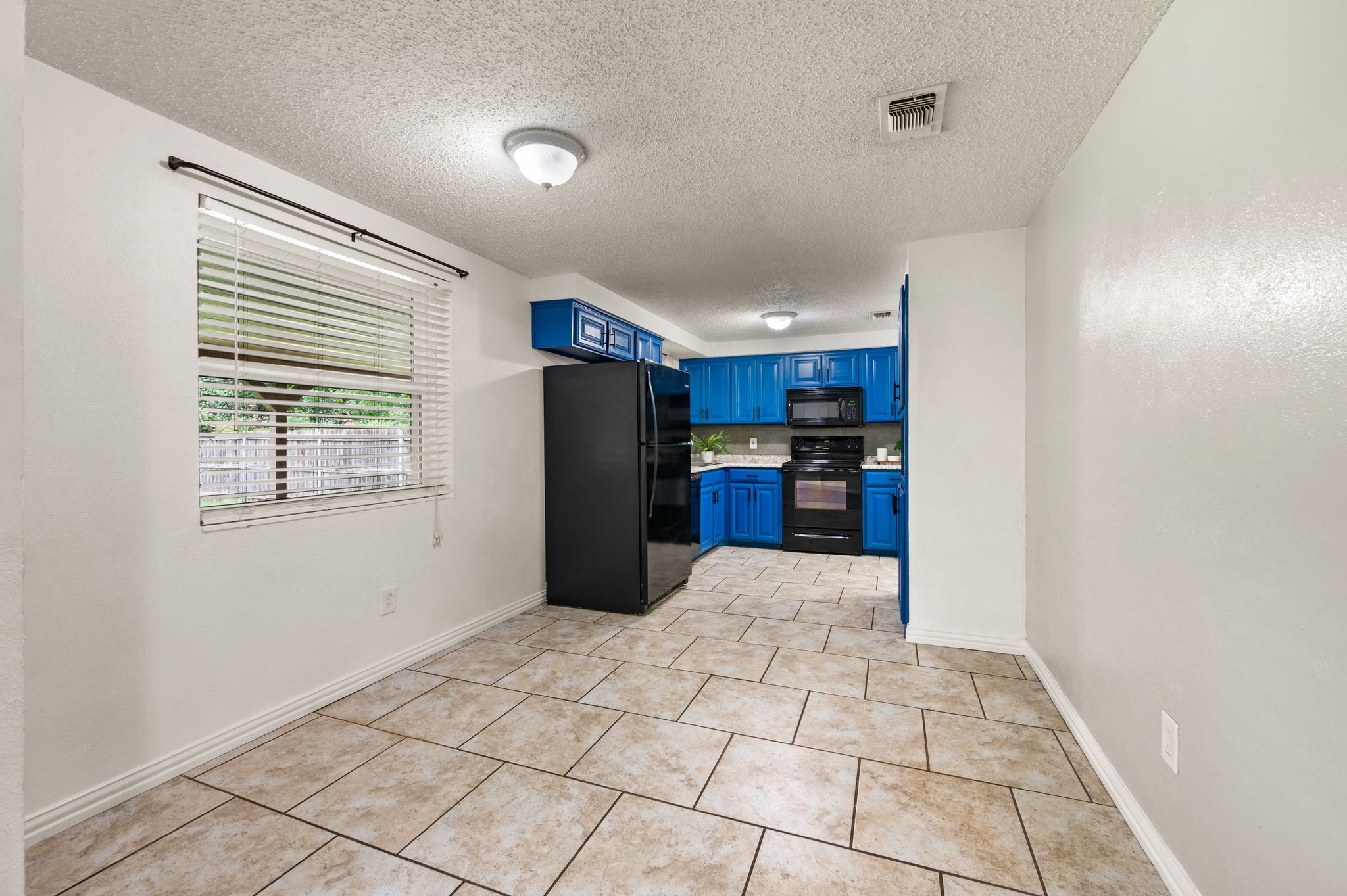 1904 Westover Drive Arlington TX 76015