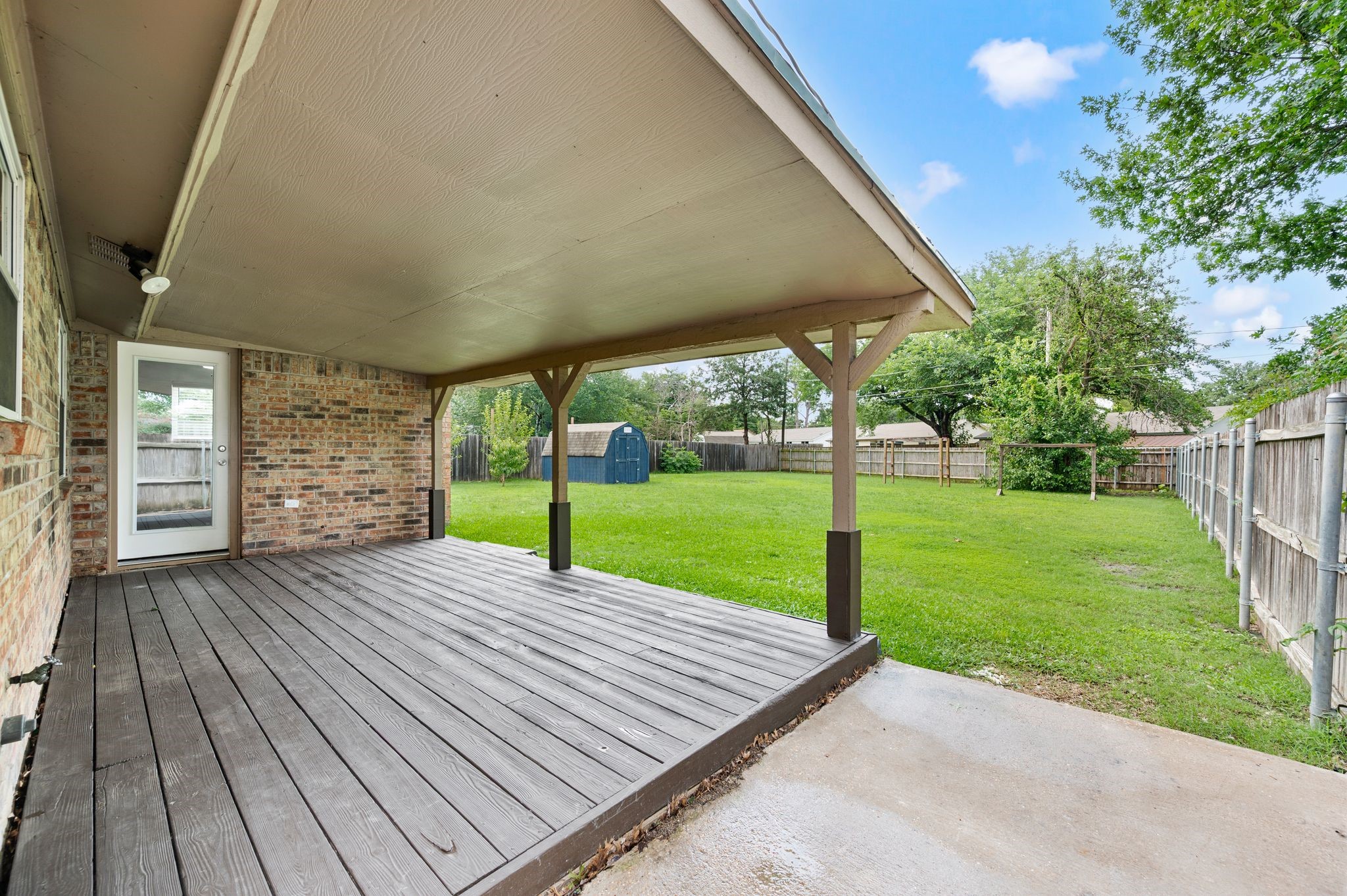 1904 Westover Drive Arlington TX 76015
