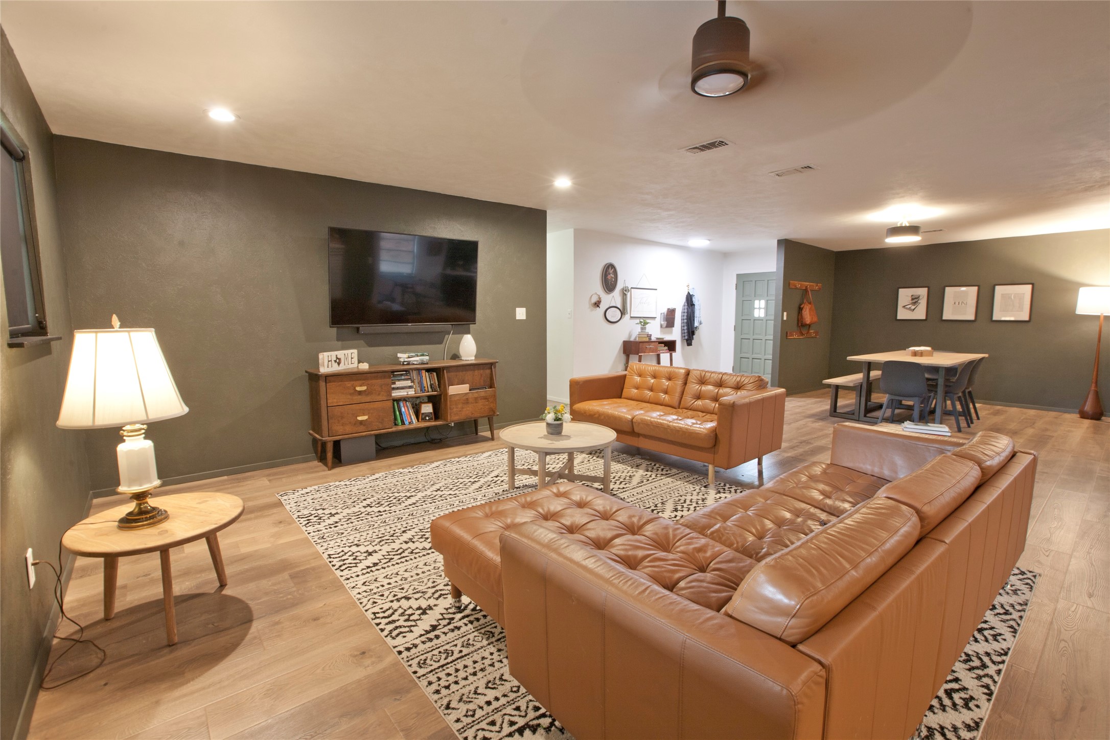 3905 Sundown Drive Benbrook TX 76116
