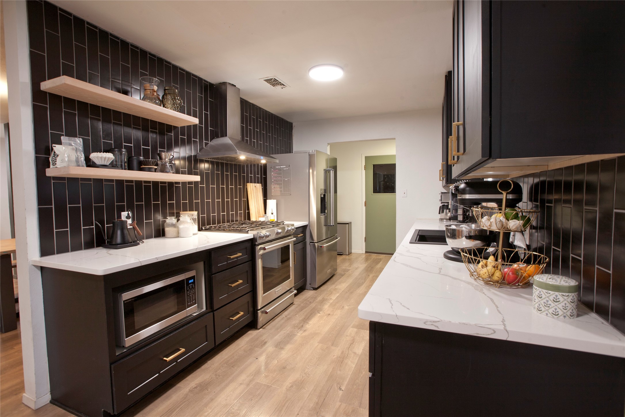 3905 Sundown Drive Benbrook TX 76116