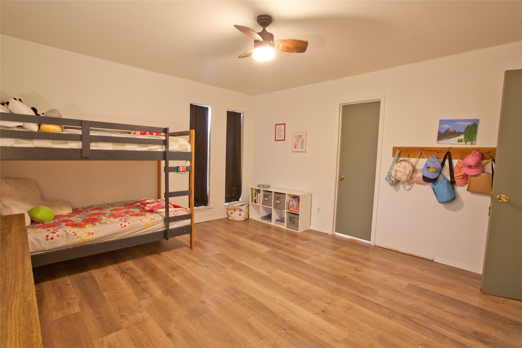 3905 Sundown Drive Benbrook TX 76116