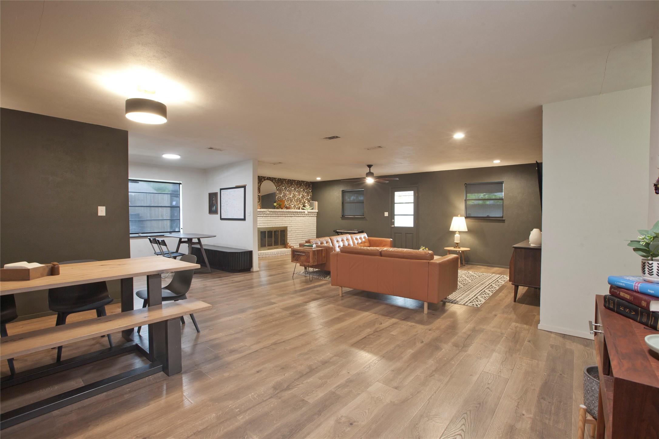 3905 Sundown Drive Benbrook TX 76116