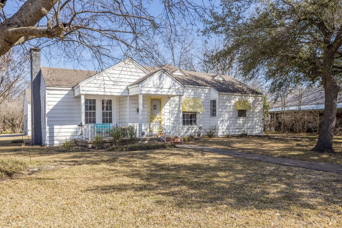 601 E 12th Street Bonham TX 75418