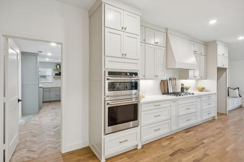 4331 Laren Lane Dallas TX 75244