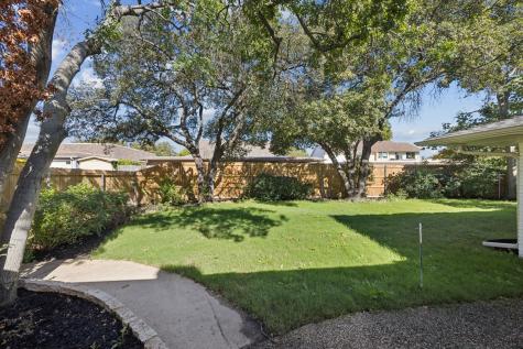4331 Laren Lane Dallas TX 75244