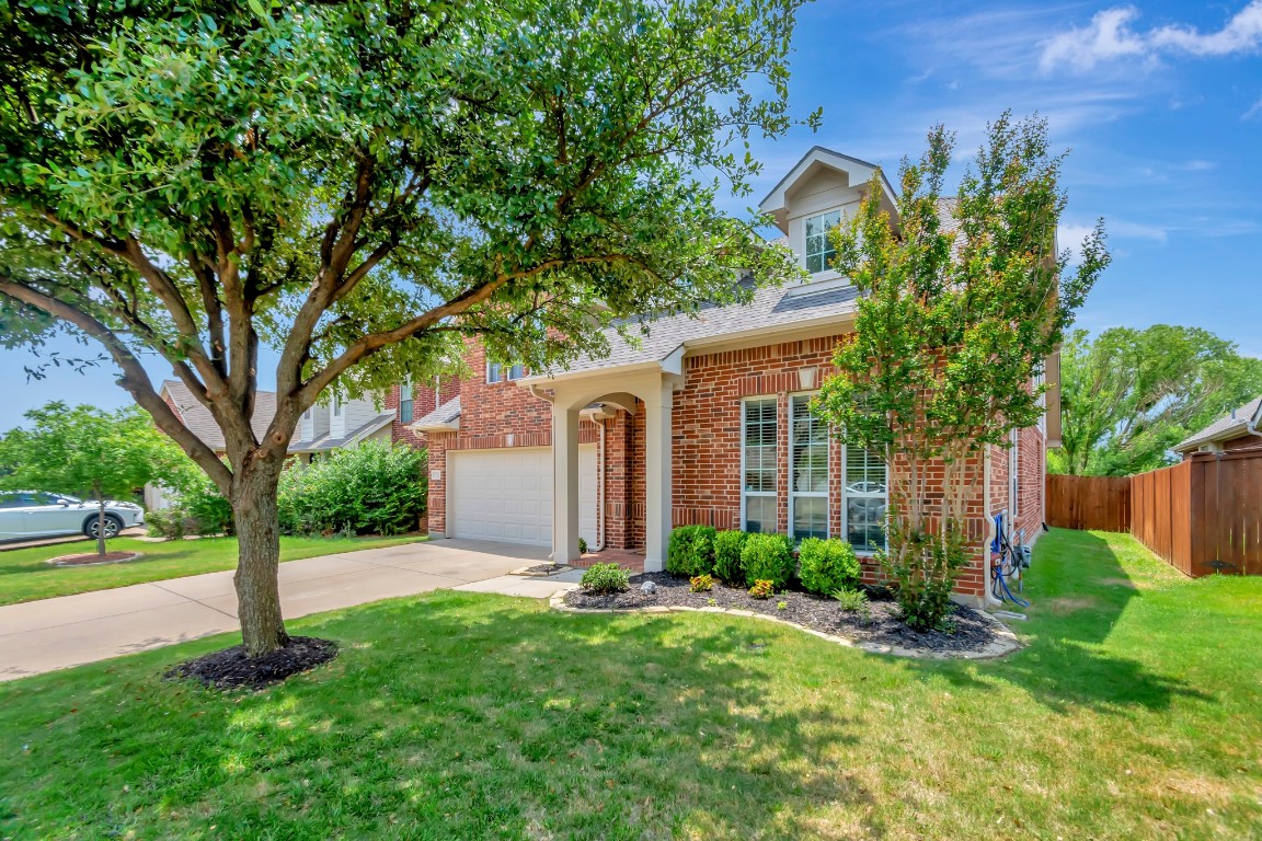 9729 Mcfarring Drive Fort Worth TX 76244