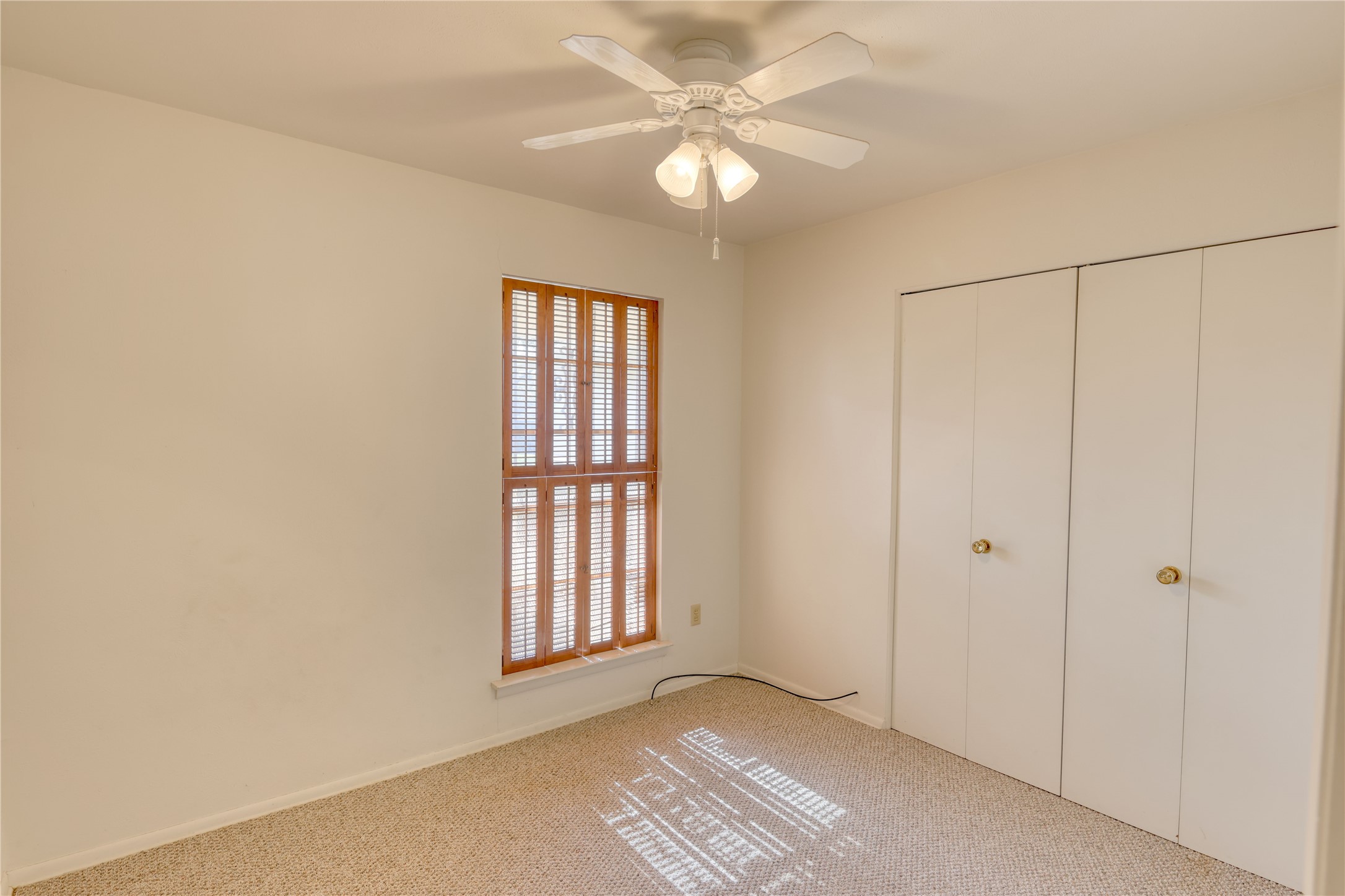 4649 Western Oaks Drive Dallas TX 75211