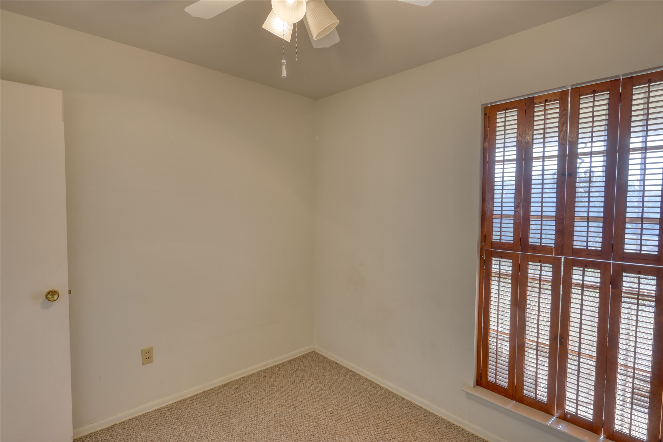 4649 Western Oaks Drive Dallas TX 75211