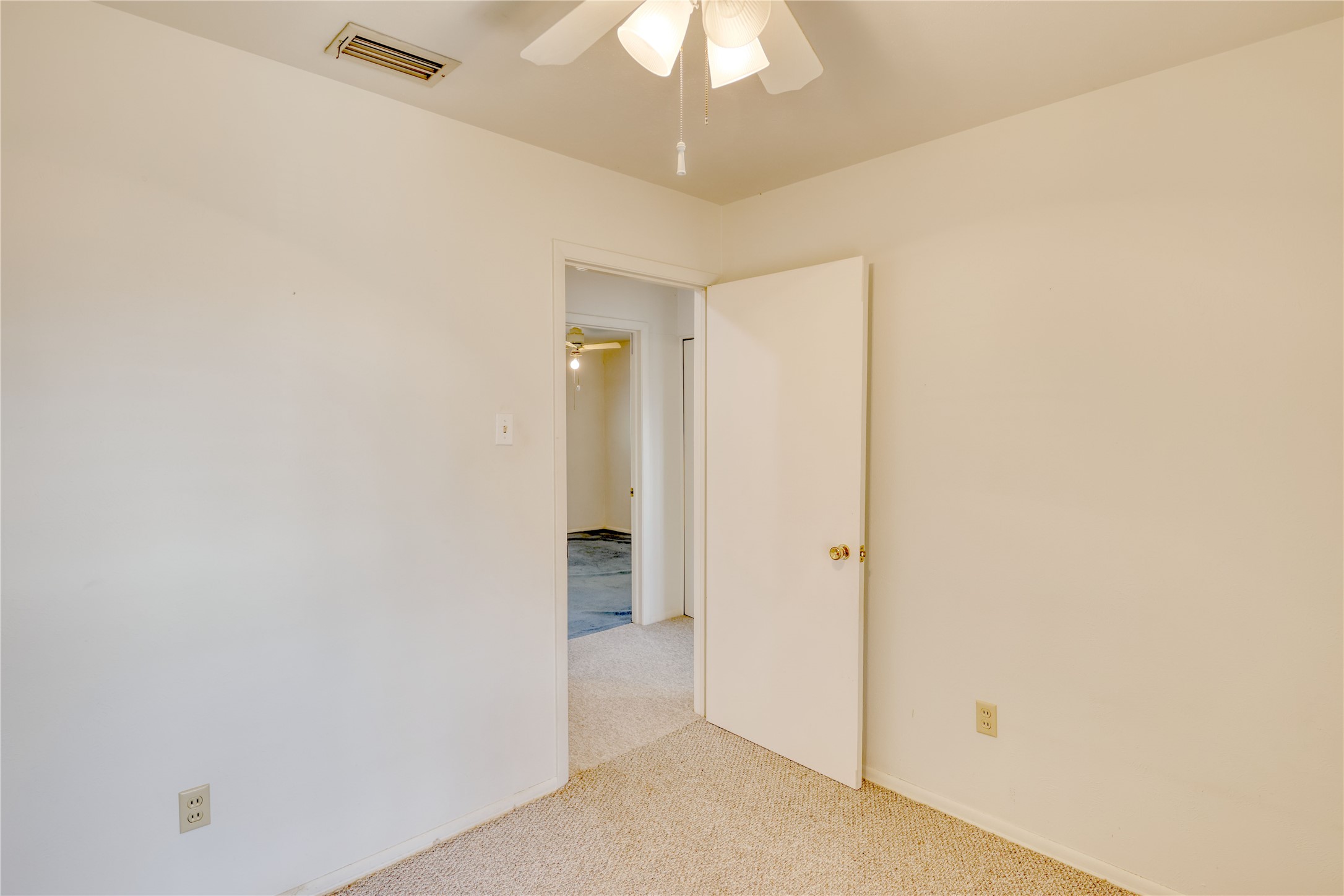 4649 Western Oaks Drive Dallas TX 75211