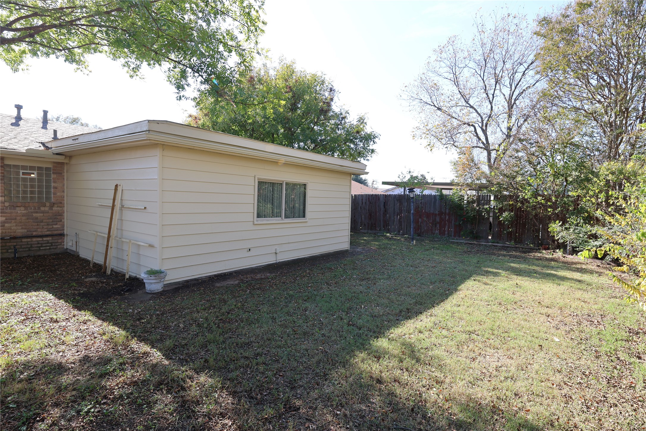 4649 Western Oaks Drive Dallas TX 75211