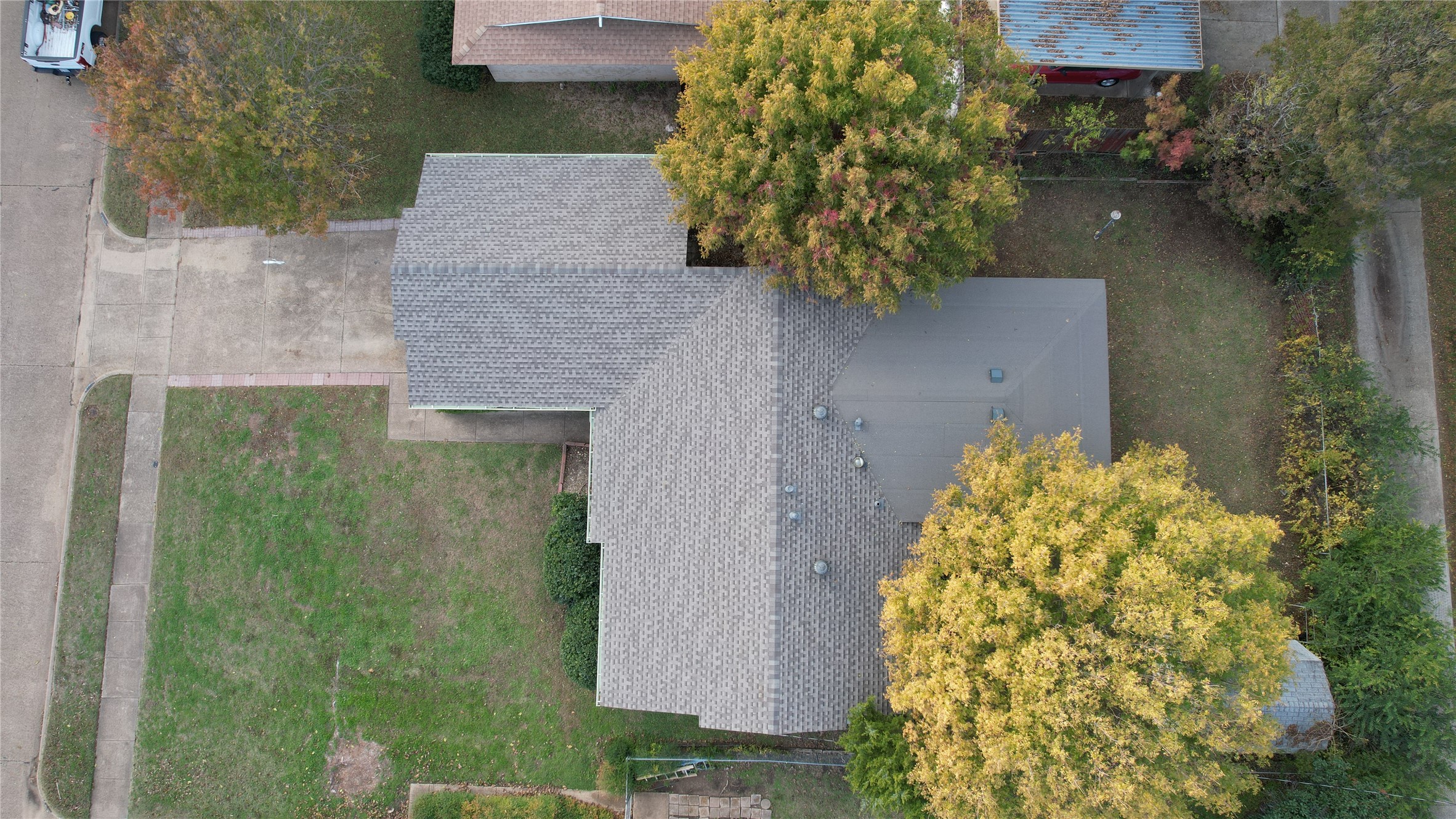 4649 Western Oaks Drive Dallas TX 75211