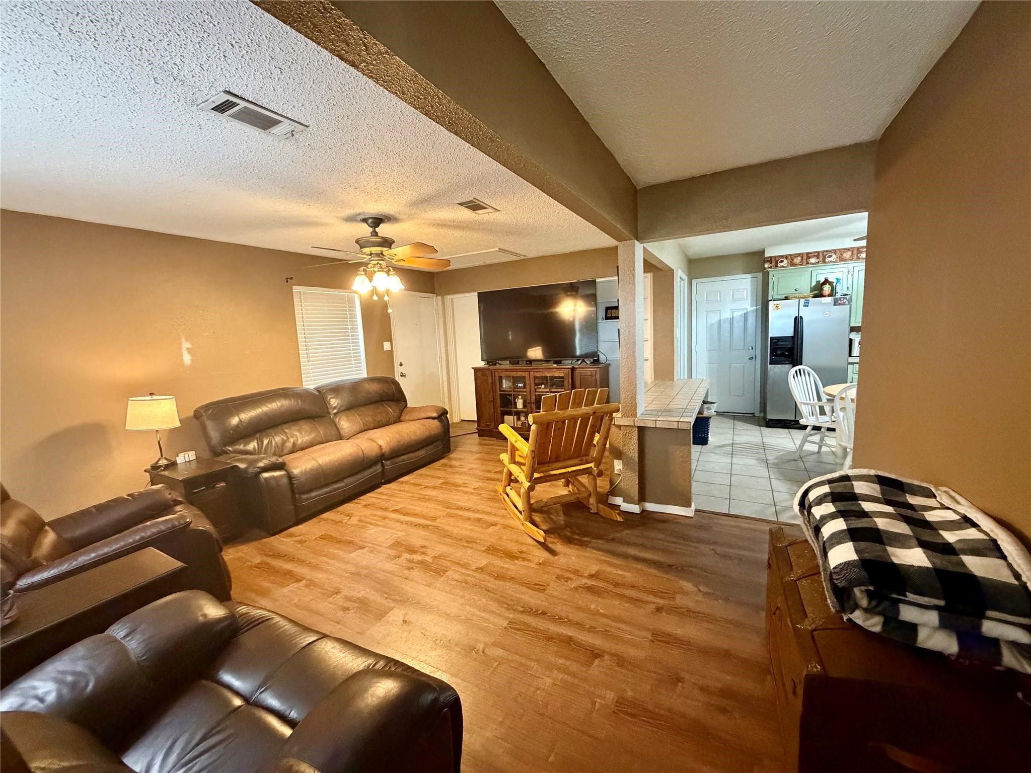 305 S 1st Street Crandall TX 75114