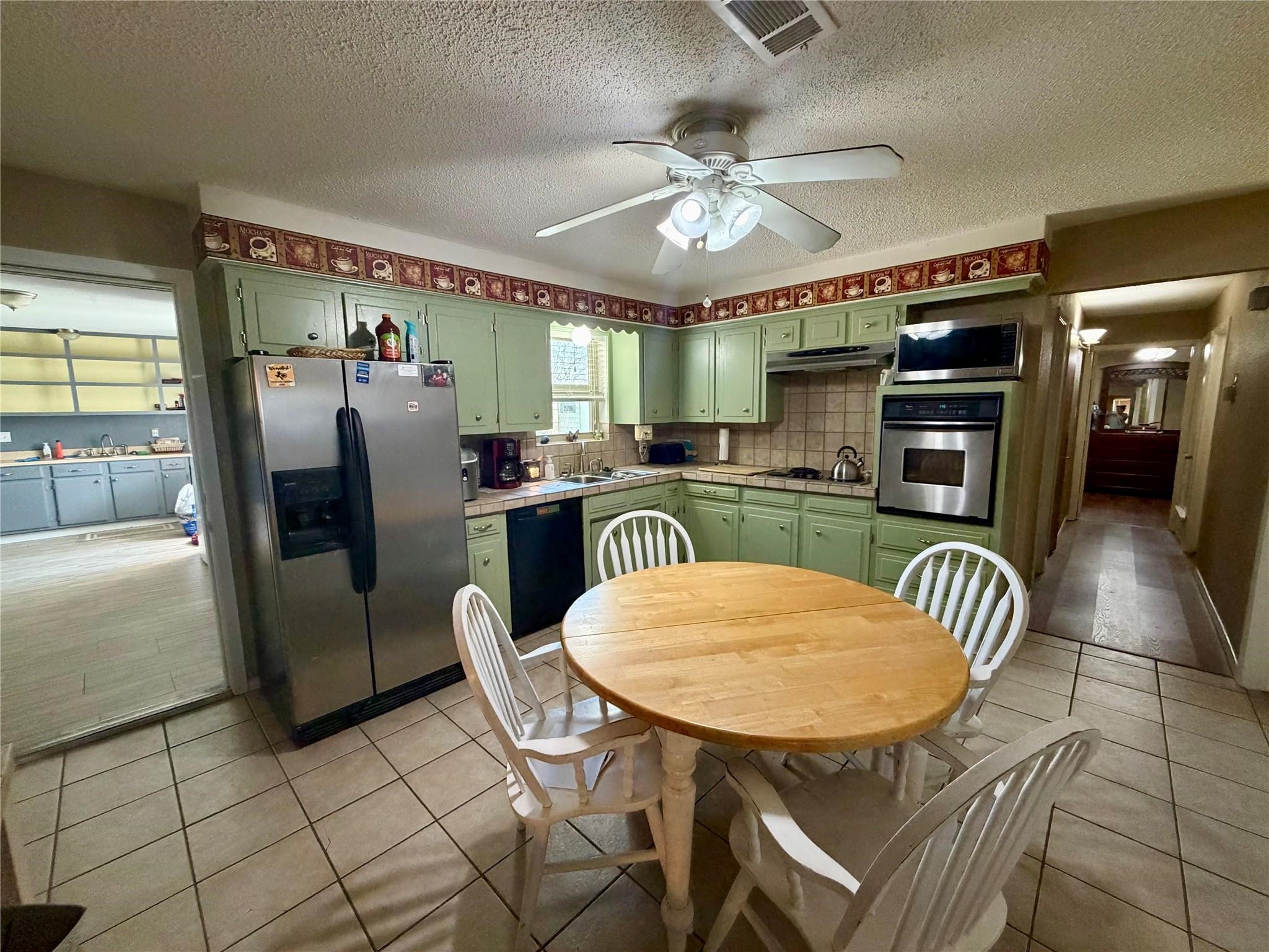 305 S 1st Street Crandall TX 75114