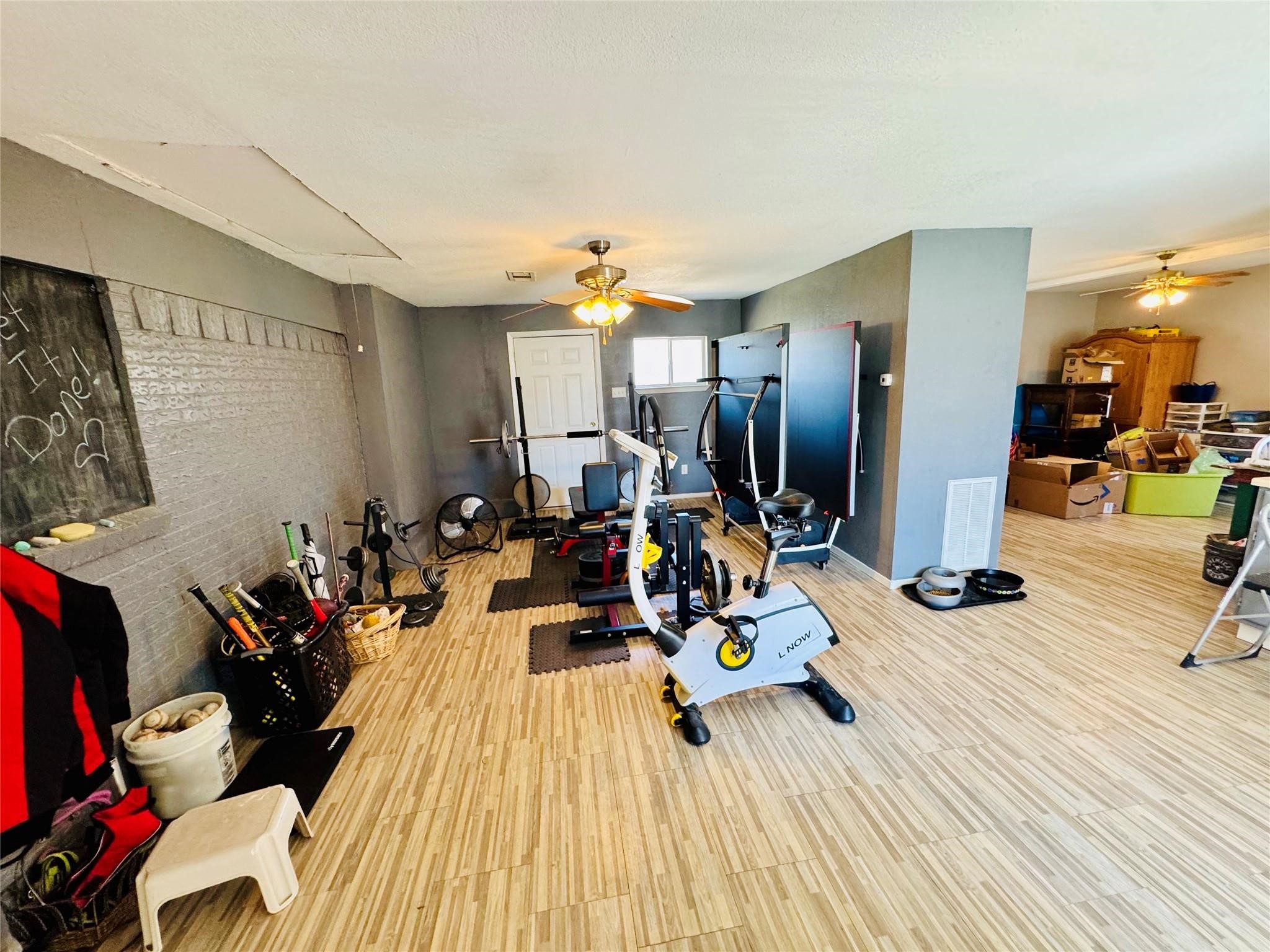 305 S 1st Street Crandall TX 75114