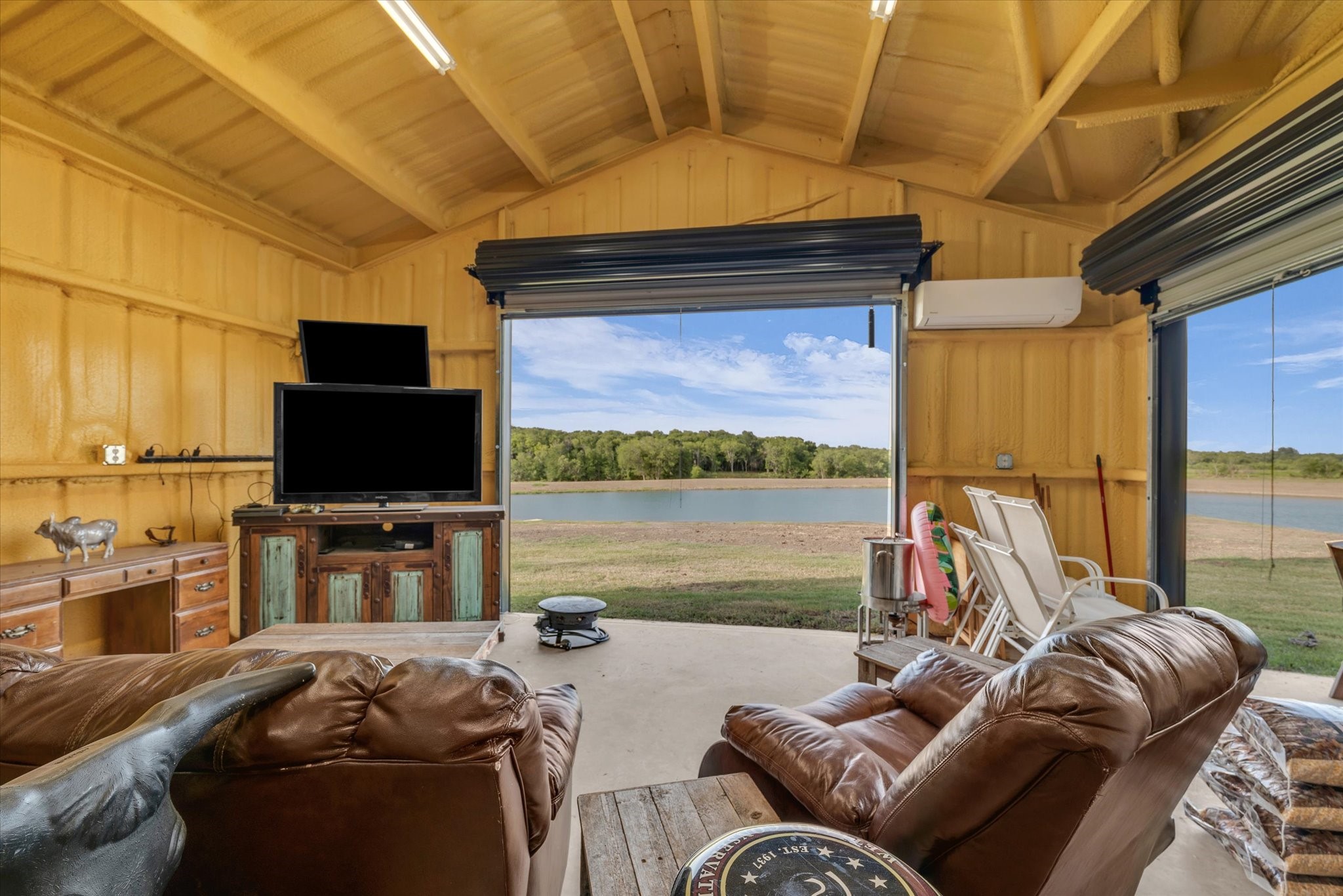 350 County Road 494 S Chilton TX 76632