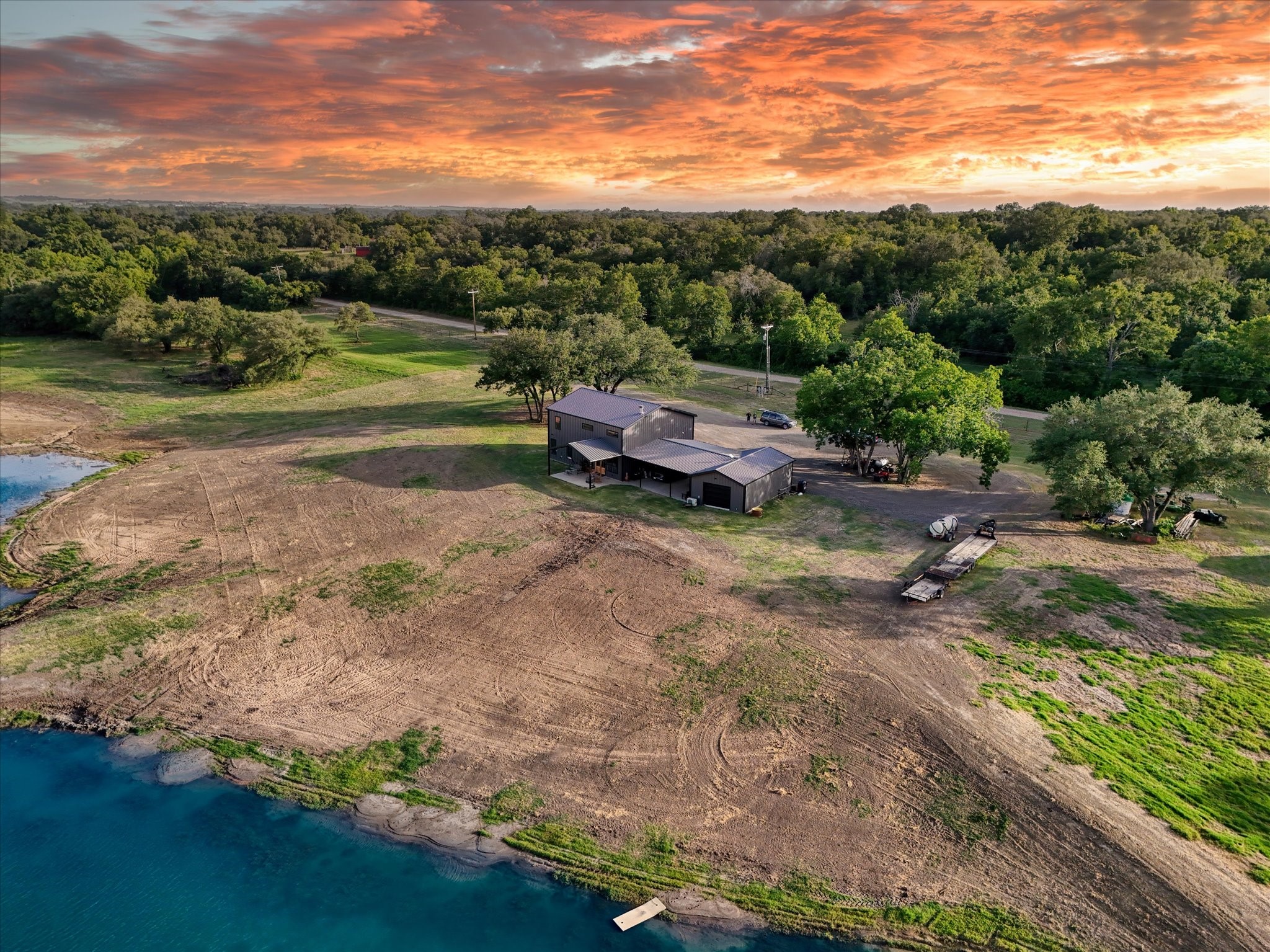 350 County Road 494 S Chilton TX 76632
