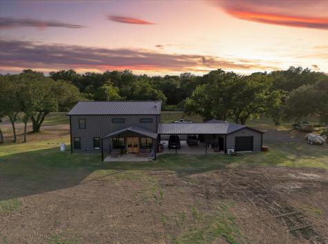 350 County Road 494 S Chilton TX 76632