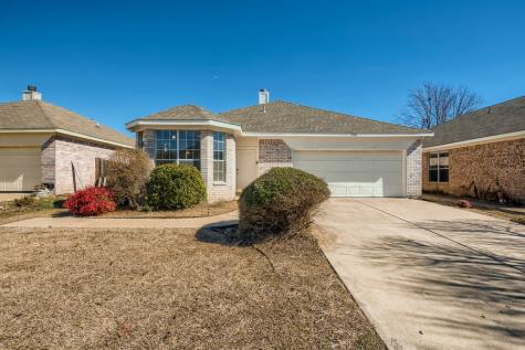 7116 Park Creek Circle W Fort Worth TX 76137
