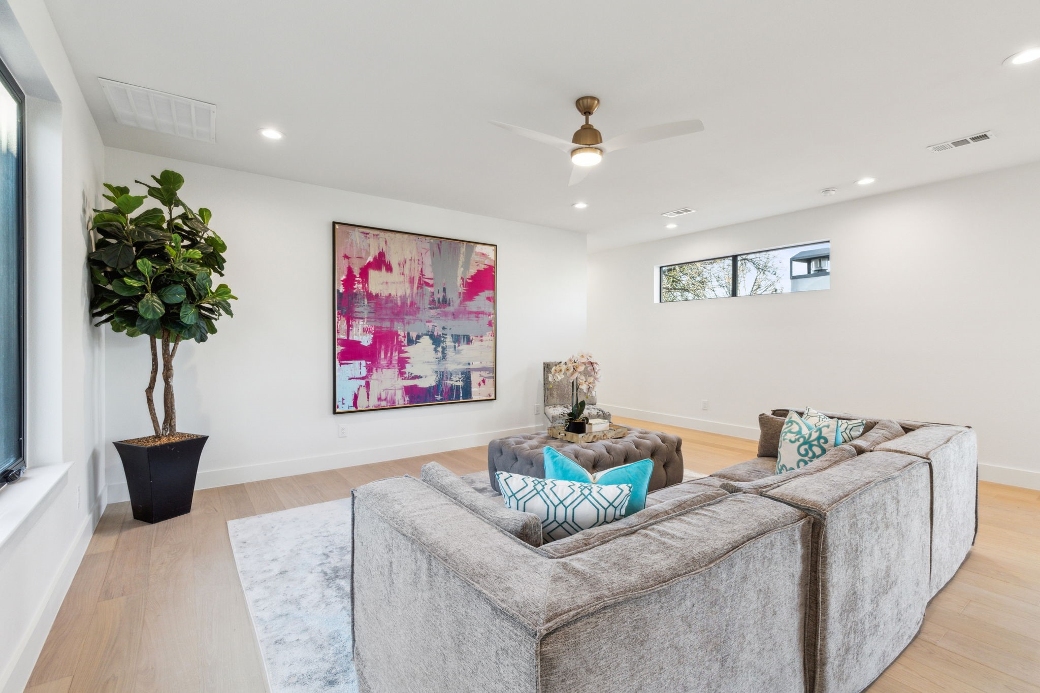 4311 Merrell Road Dallas TX 75229