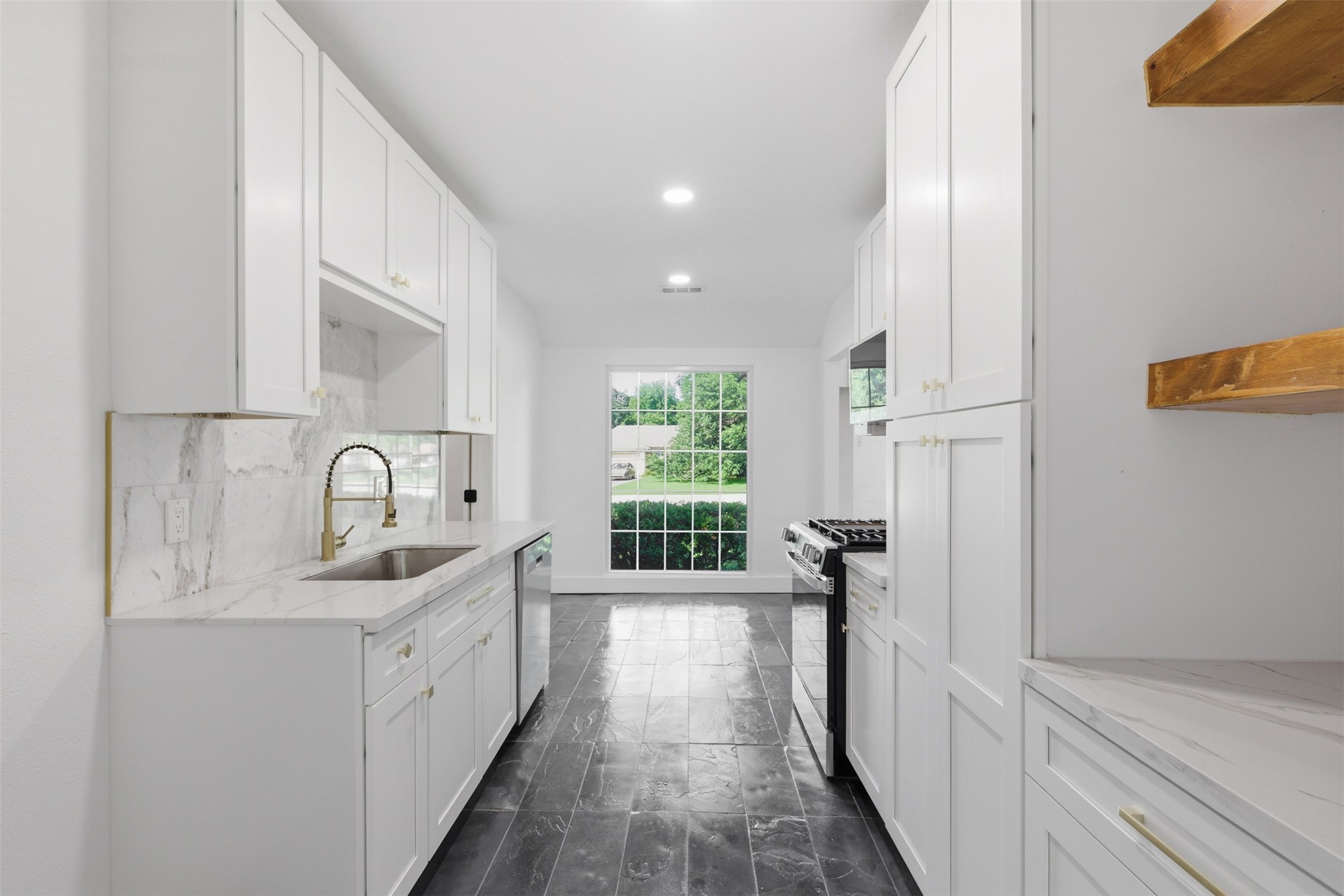 1407 Tranquilla Drive Dallas TX 75218