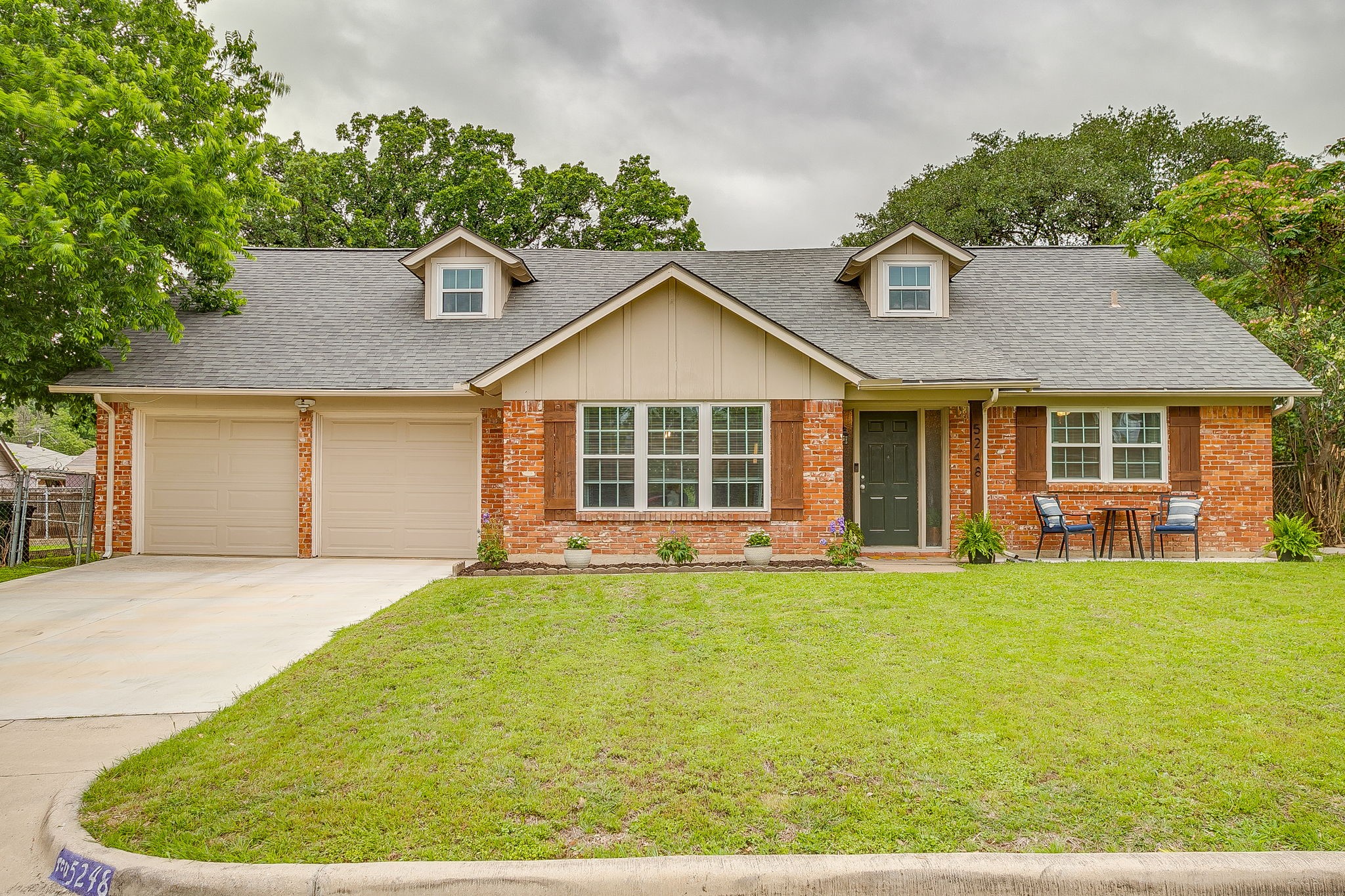 5248 Greene Avenue Fort Worth TX 76133