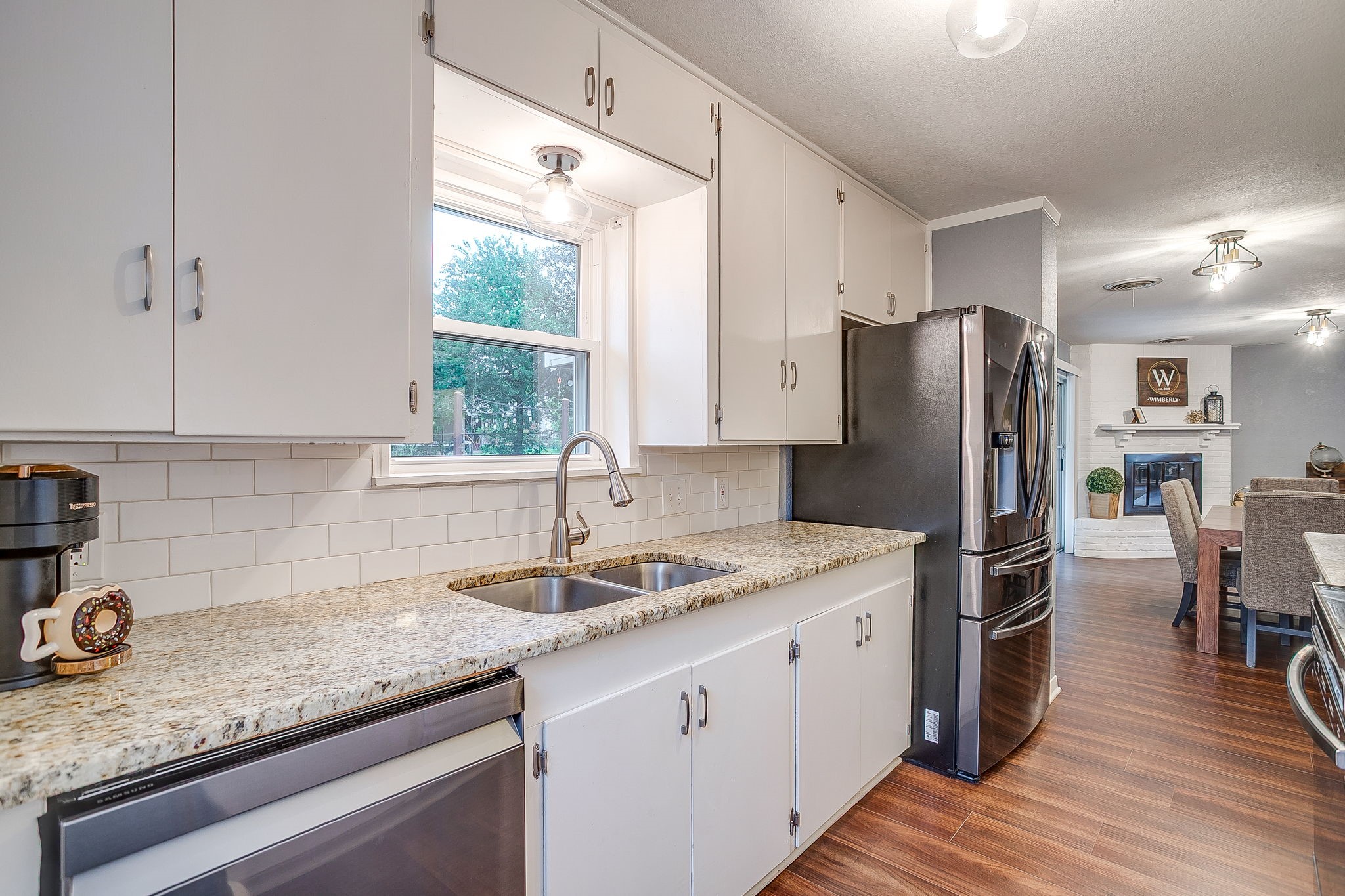 5248 Greene Avenue Fort Worth TX 76133