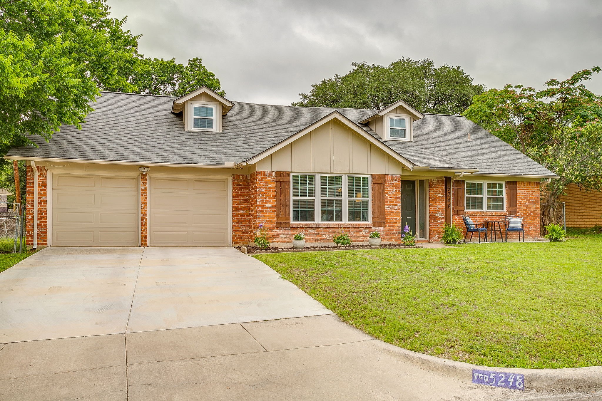 5248 Greene Avenue Fort Worth TX 76133