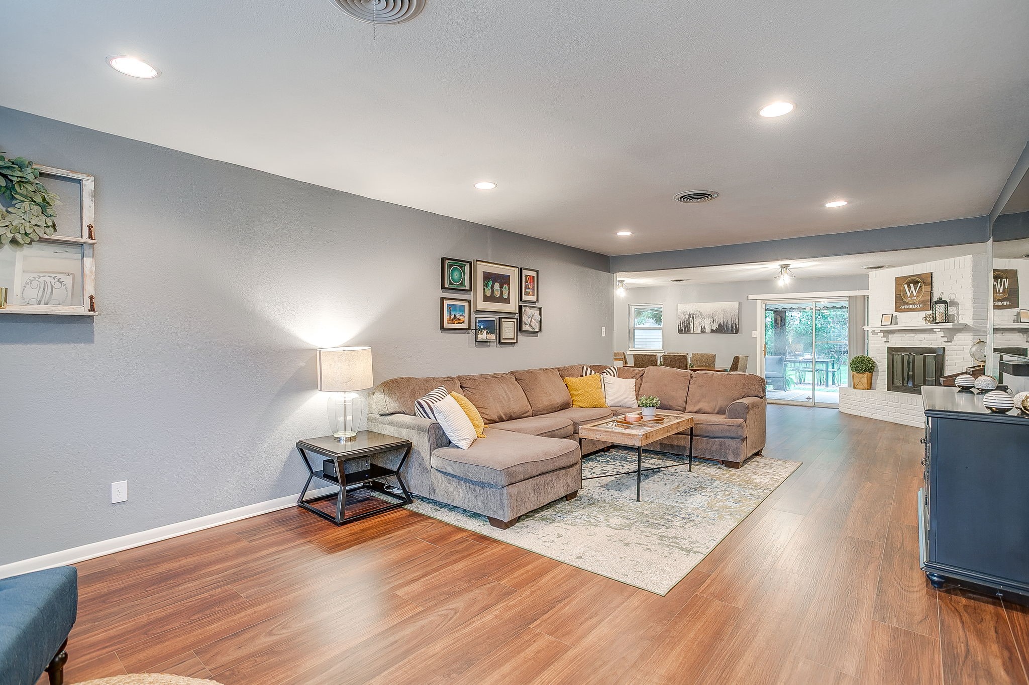 5248 Greene Avenue Fort Worth TX 76133