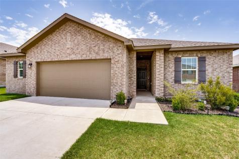 412 Stone Creek Boulevard Glenn Heights TX 75154