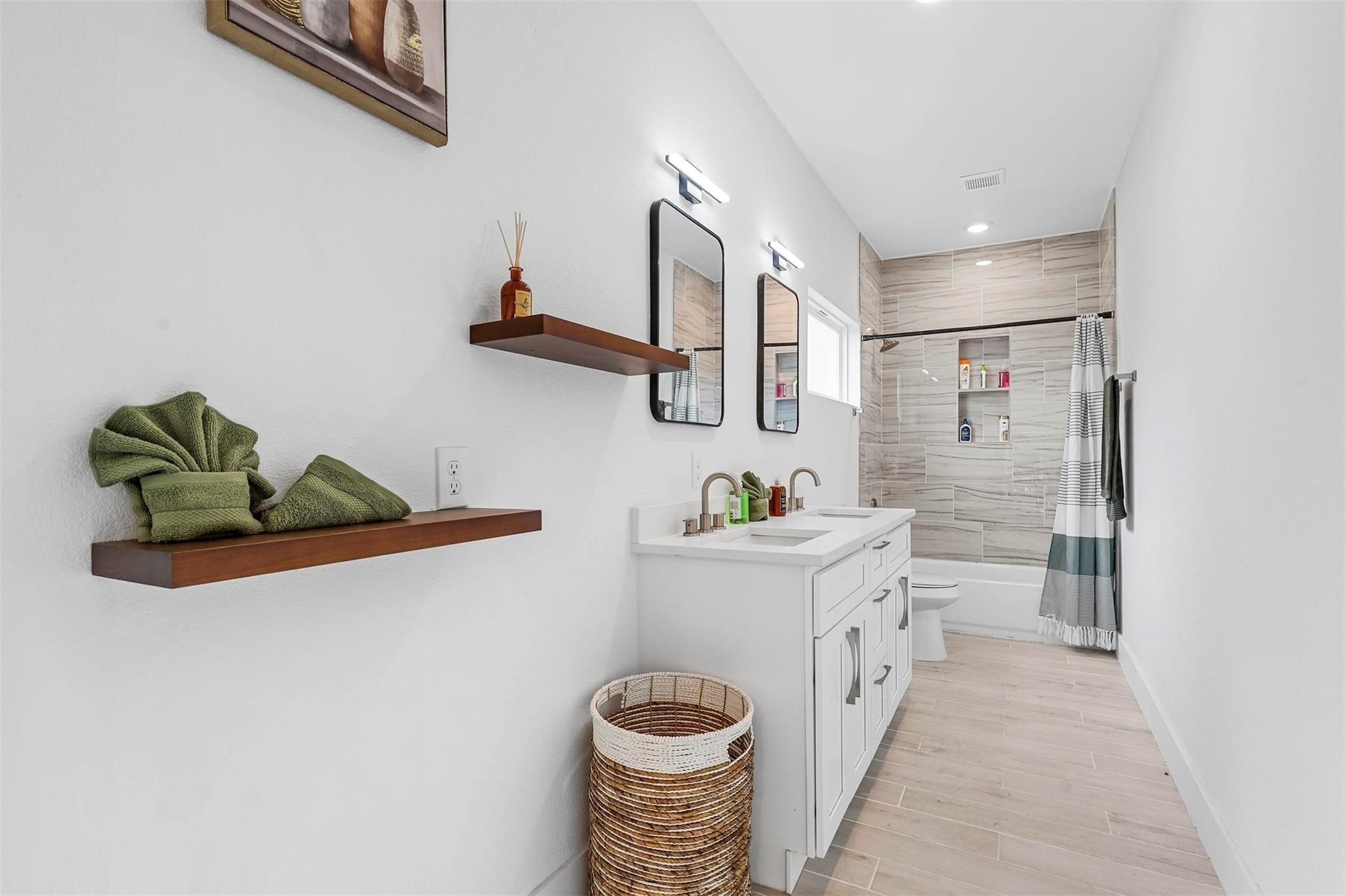 4013 Legend Trail Granbury TX 76049