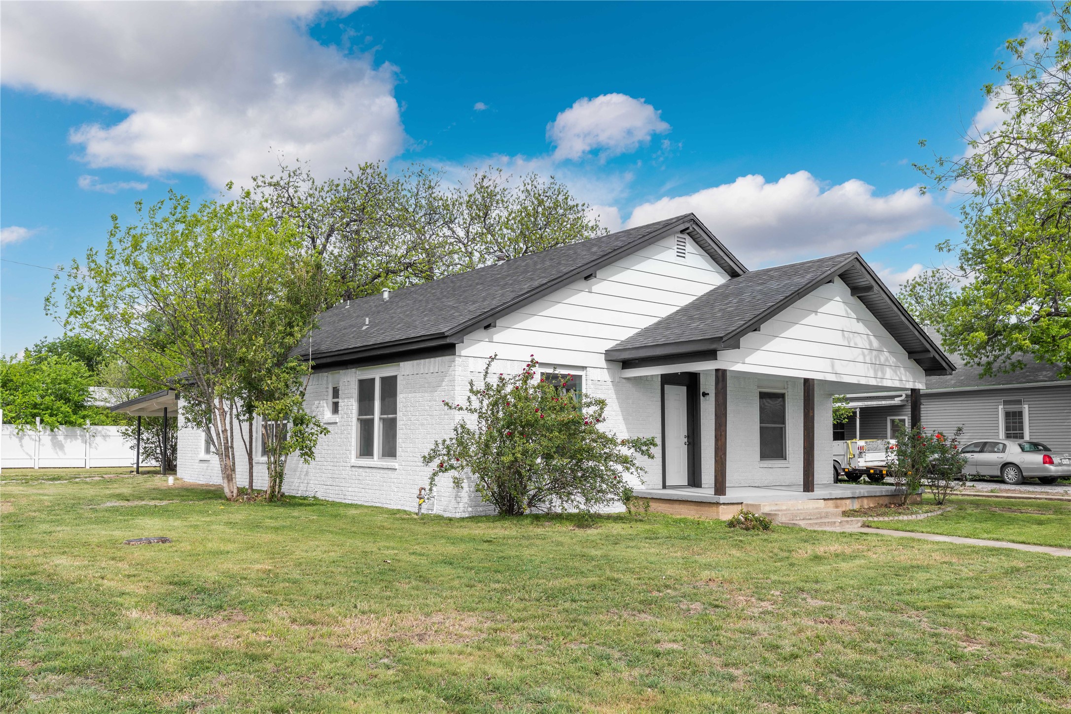 516 S Pecos Street Coleman TX 76834