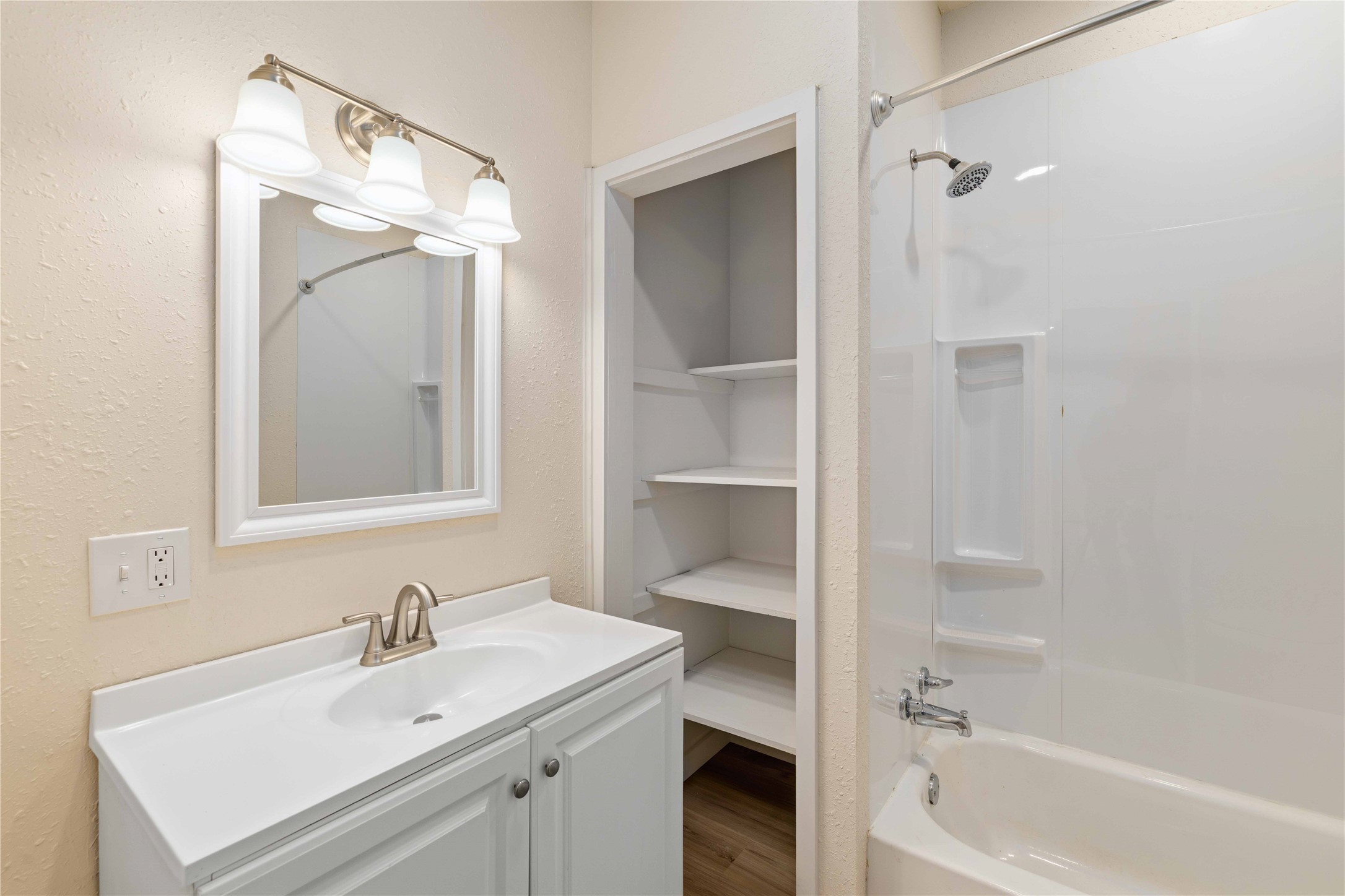 516 S Pecos Street Coleman TX 76834