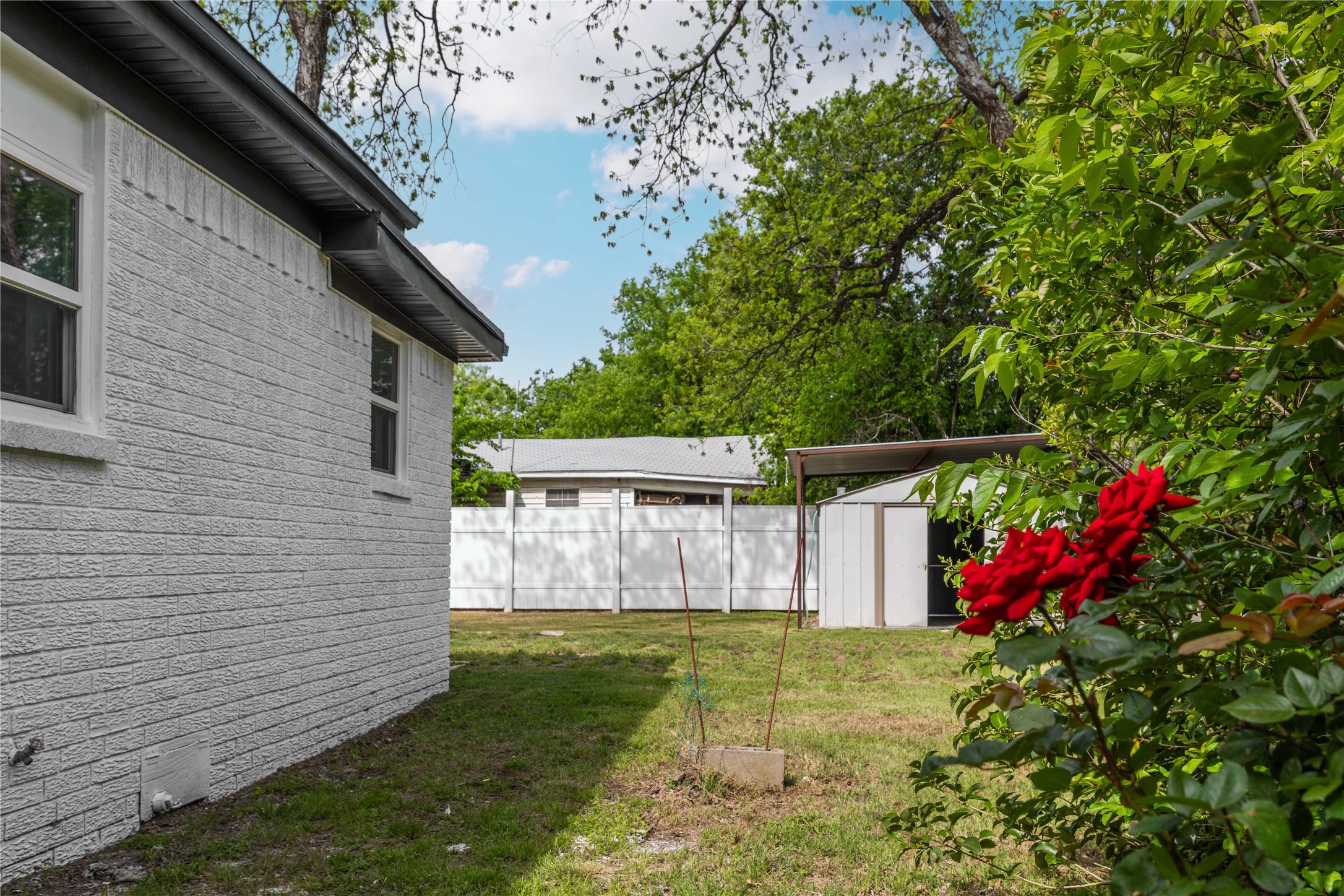 516 S Pecos Street Coleman TX 76834