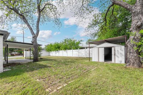 516 S Pecos Street Coleman TX 76834