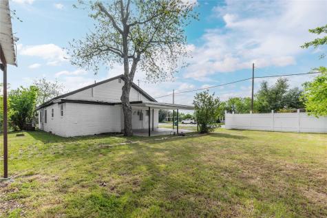 516 S Pecos Street Coleman TX 76834